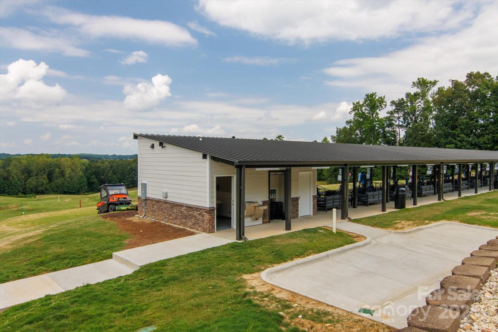 14648 Greenpoint Lane