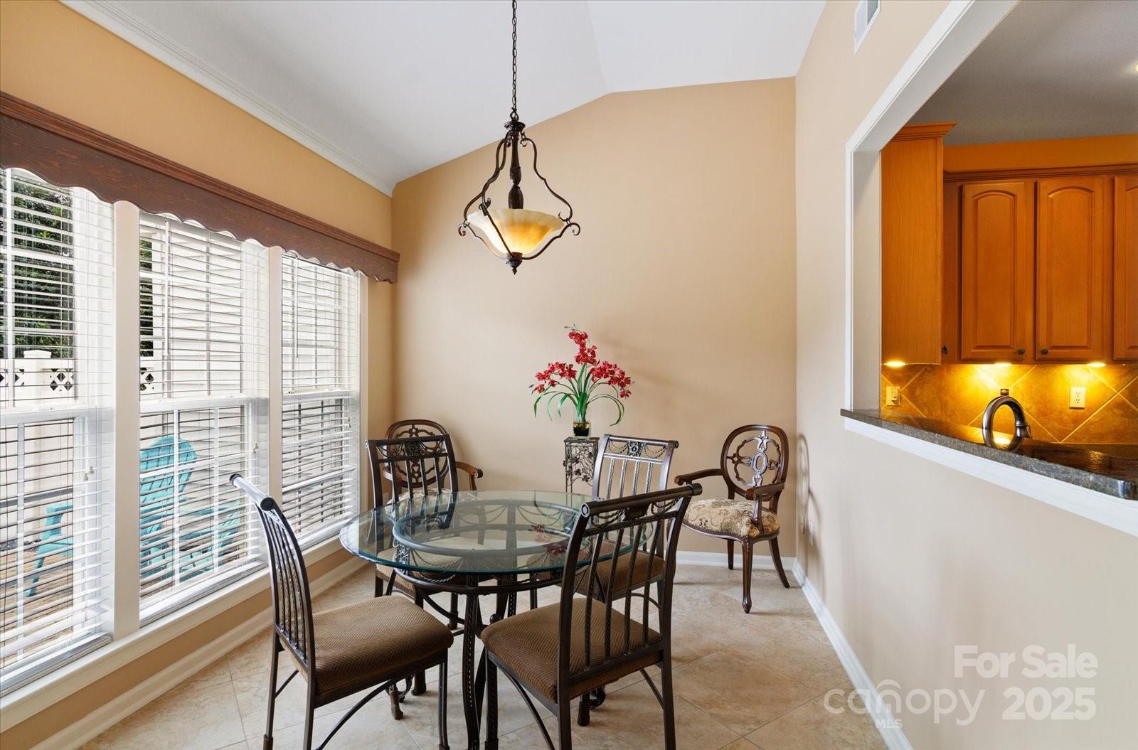 14648 Greenpoint Lane