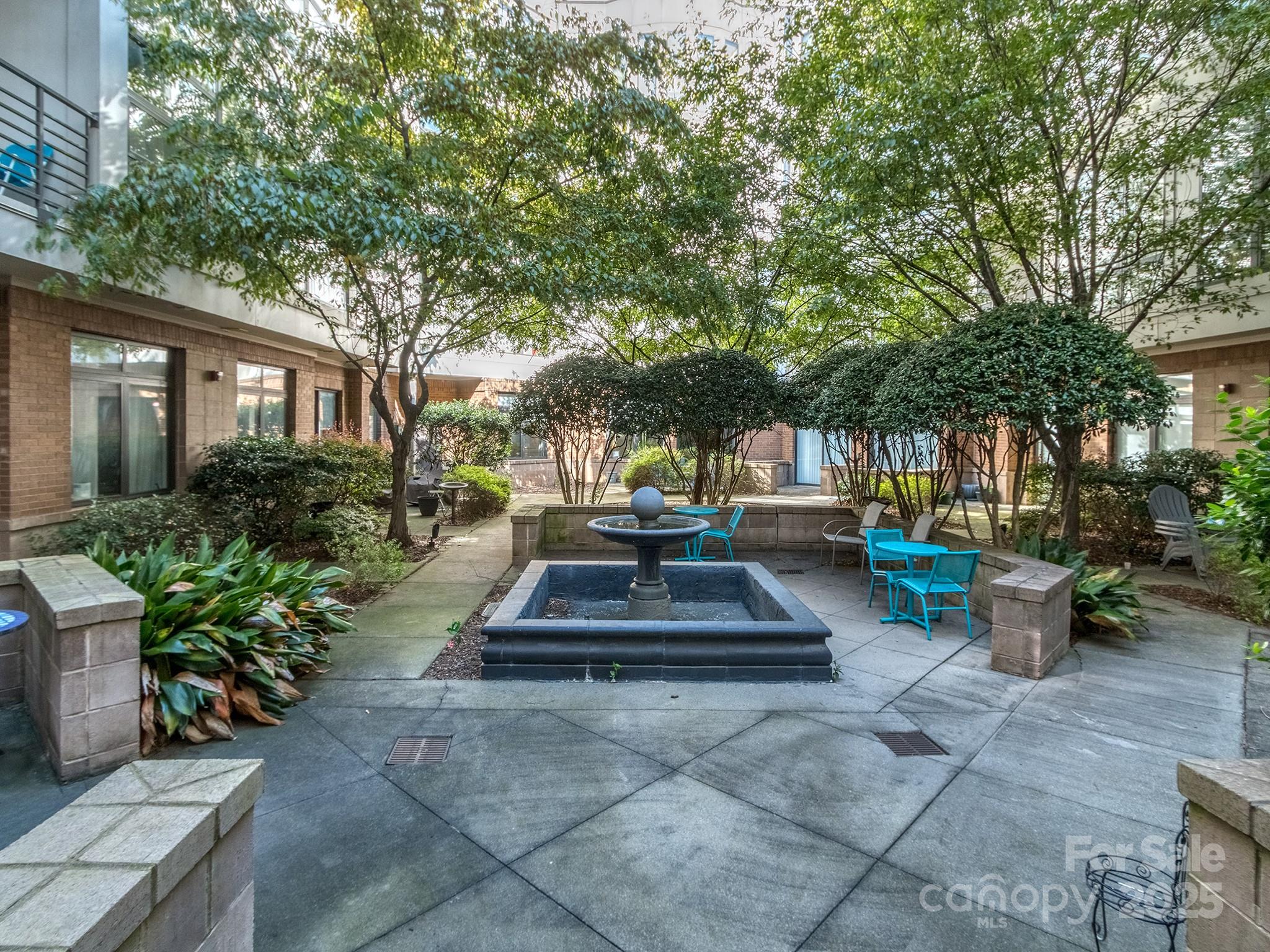 525 E Sixth Street #407