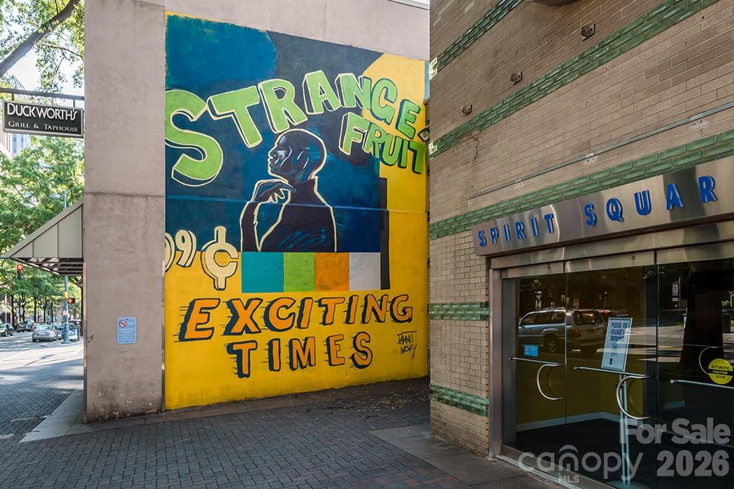 525 E Sixth Street #407