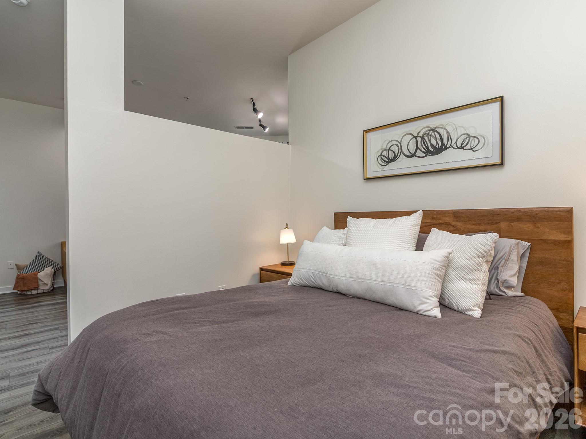 525 E Sixth Street #407