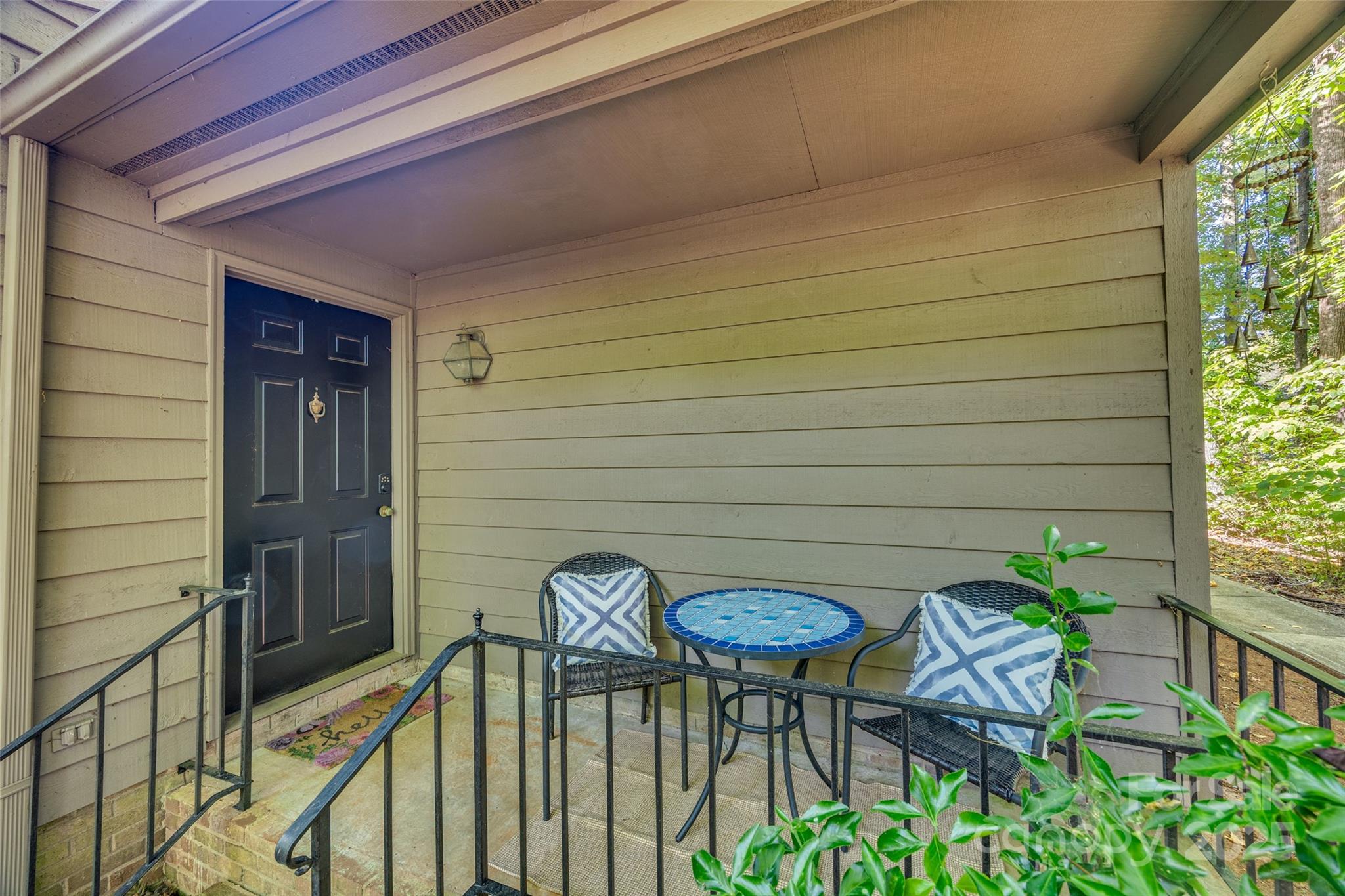 2770 Dogwood Hills Court