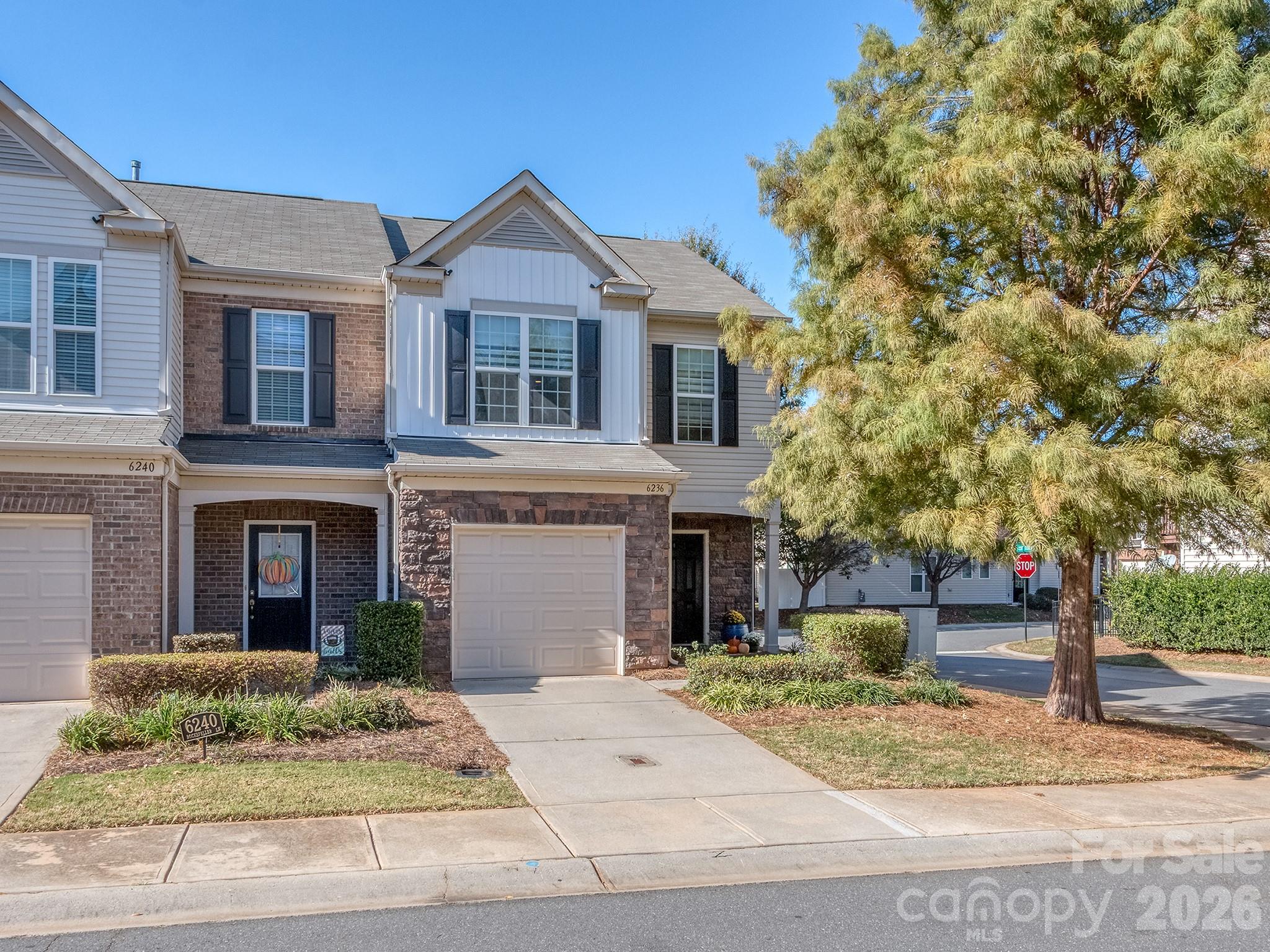 6236 Rockefeller Lane