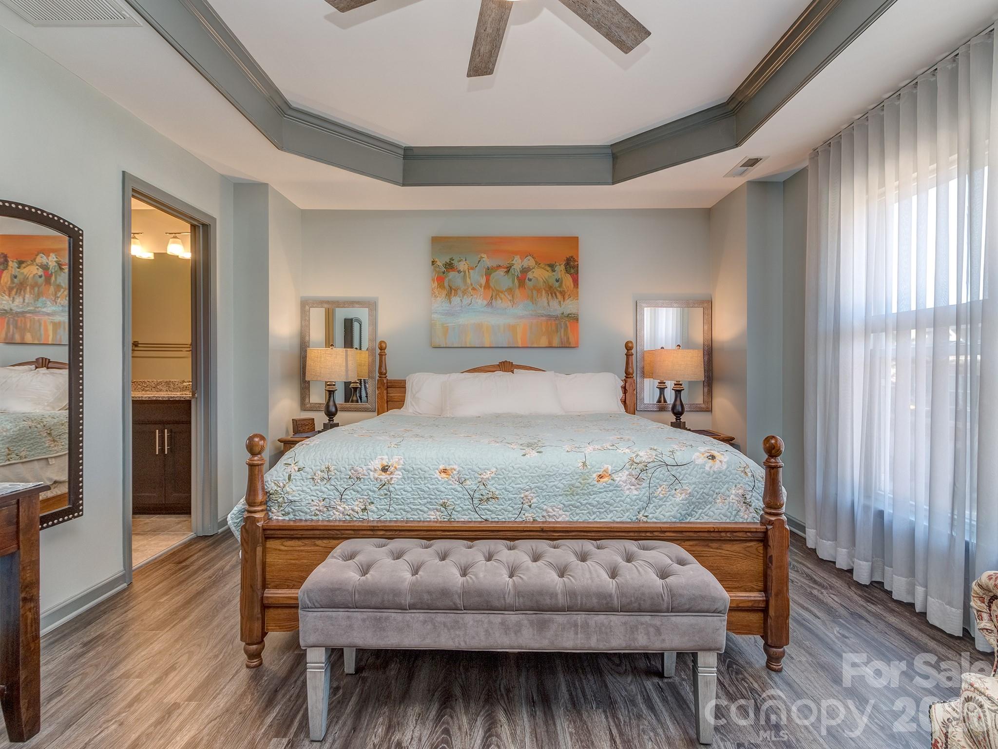 6236 Rockefeller Lane