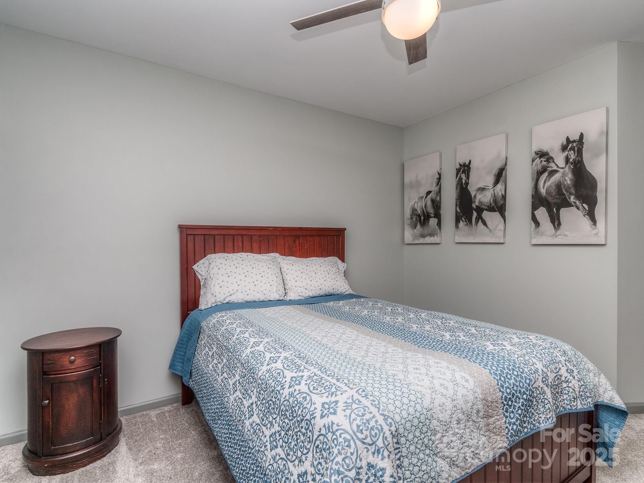 6236 Rockefeller Lane