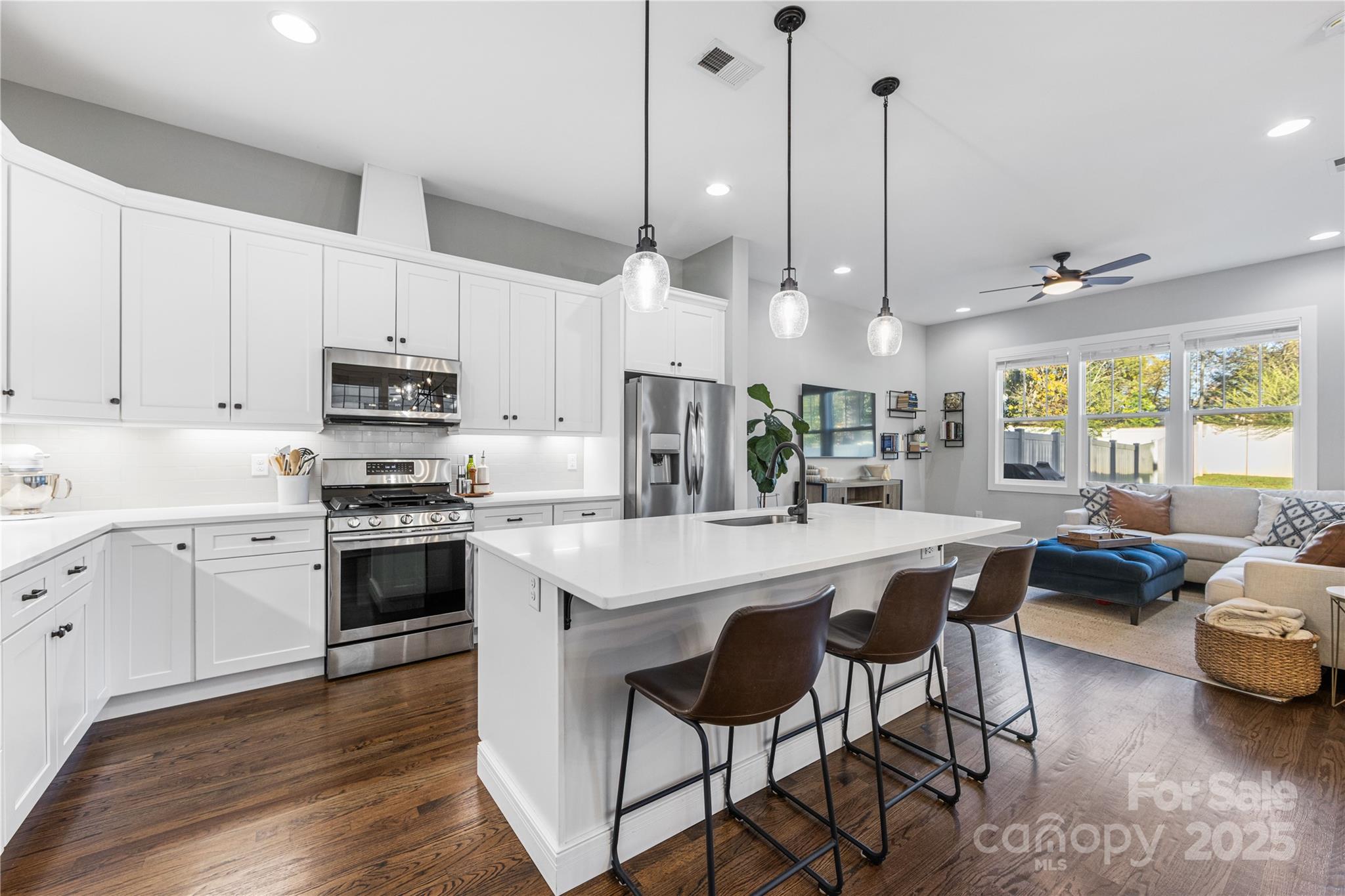 5207 Valley Stream Road