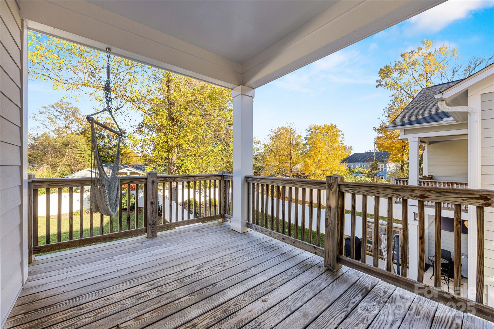 5207 Valley Stream Road