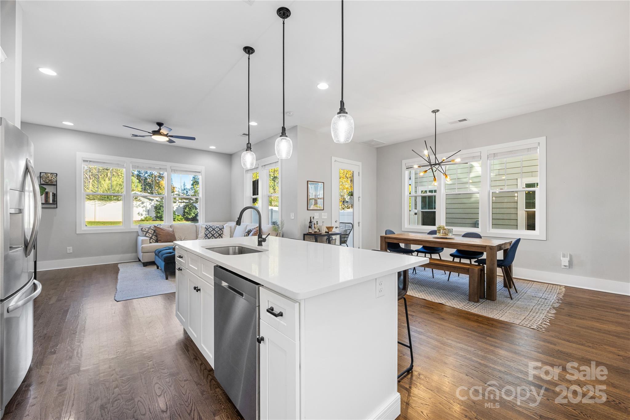 5207 Valley Stream Road