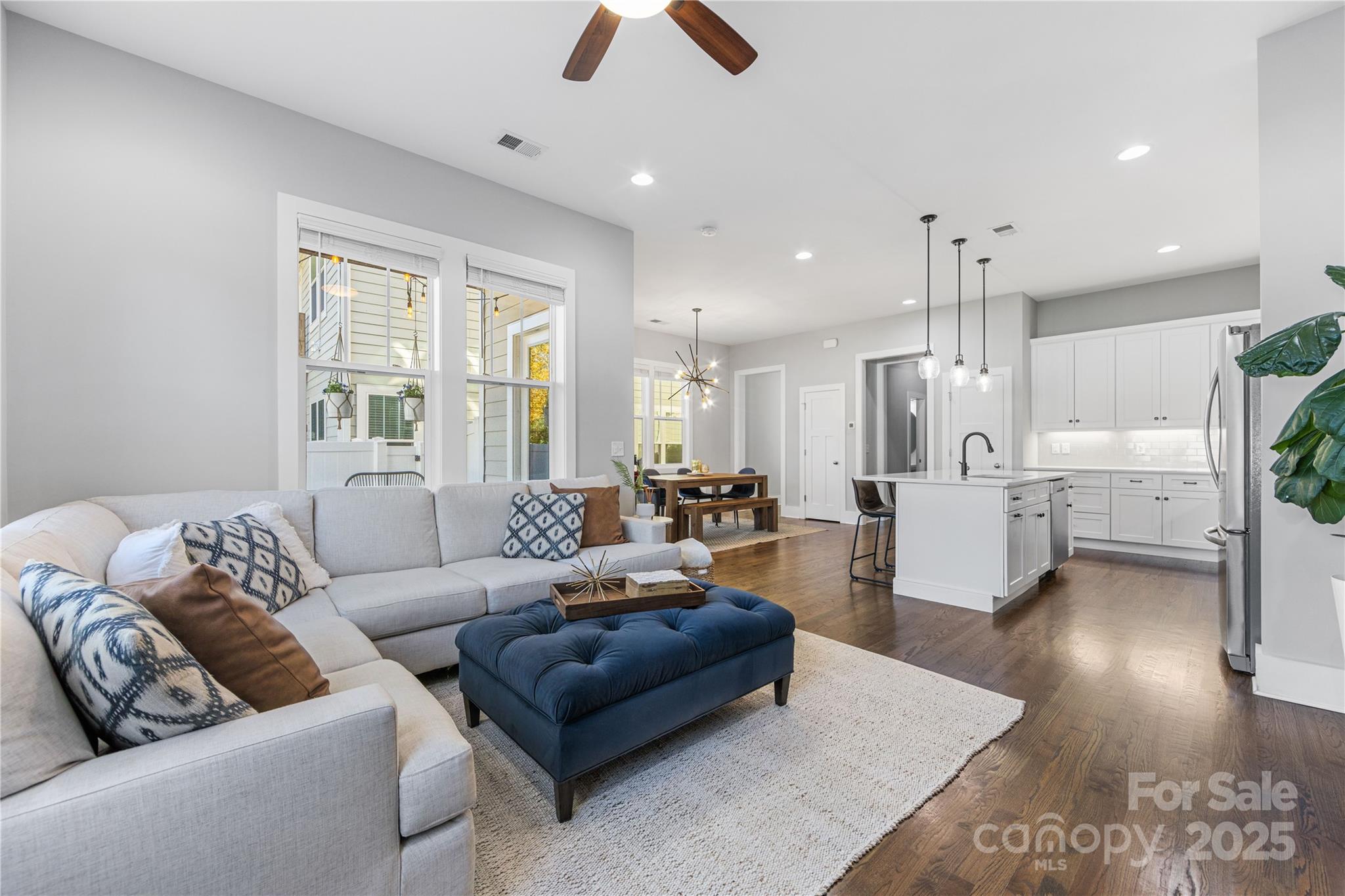 5207 Valley Stream Road