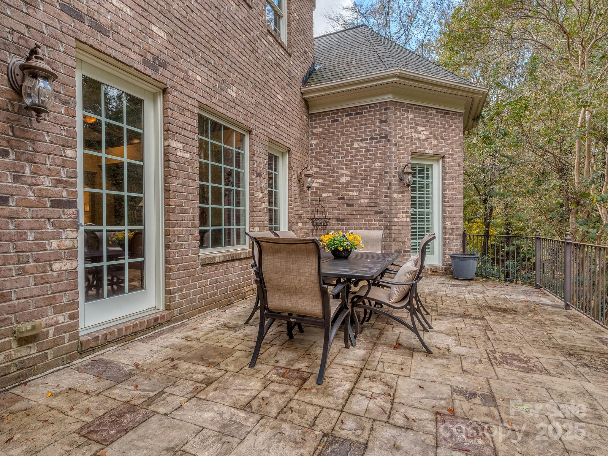 5554 Meadow Haven Lane