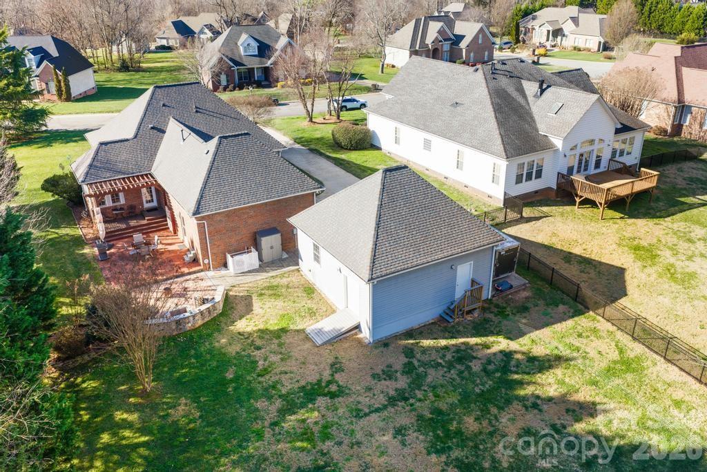 5244 Hickory Knoll Lane