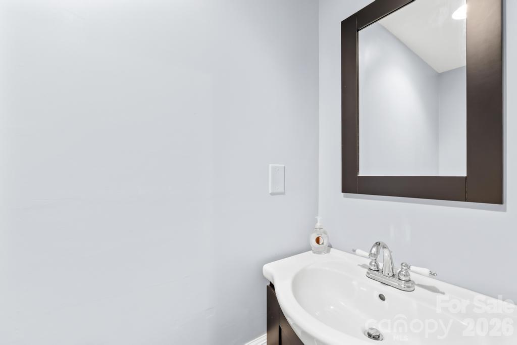 5244 Hickory Knoll Lane