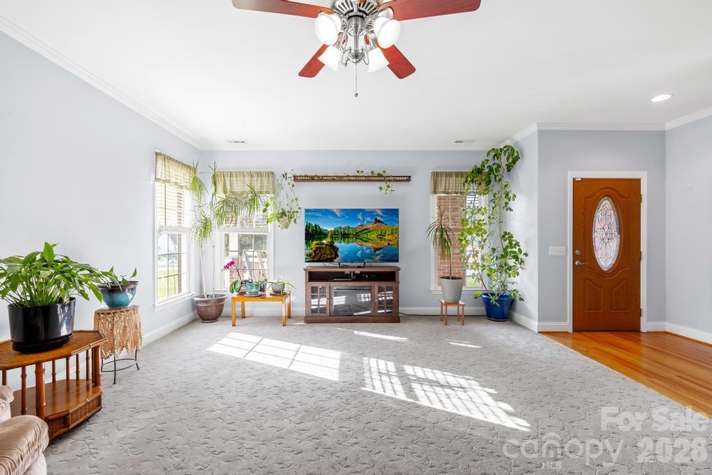 5244 Hickory Knoll Lane