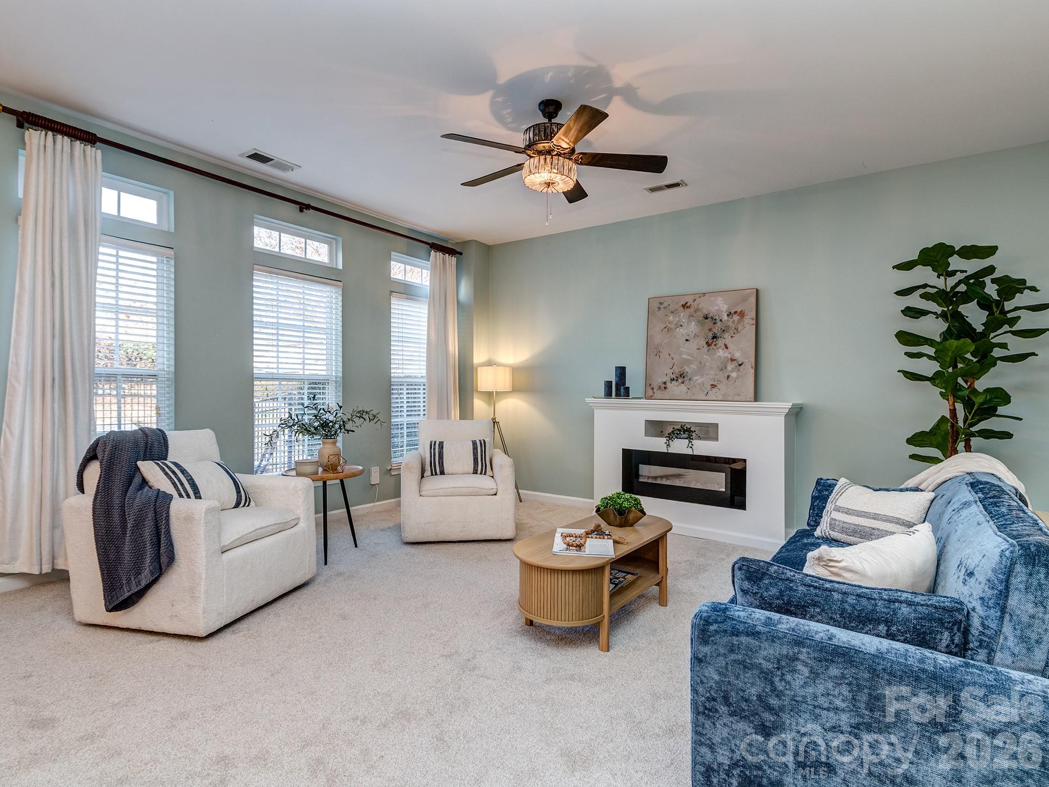 5922 Union Pacific Avenue