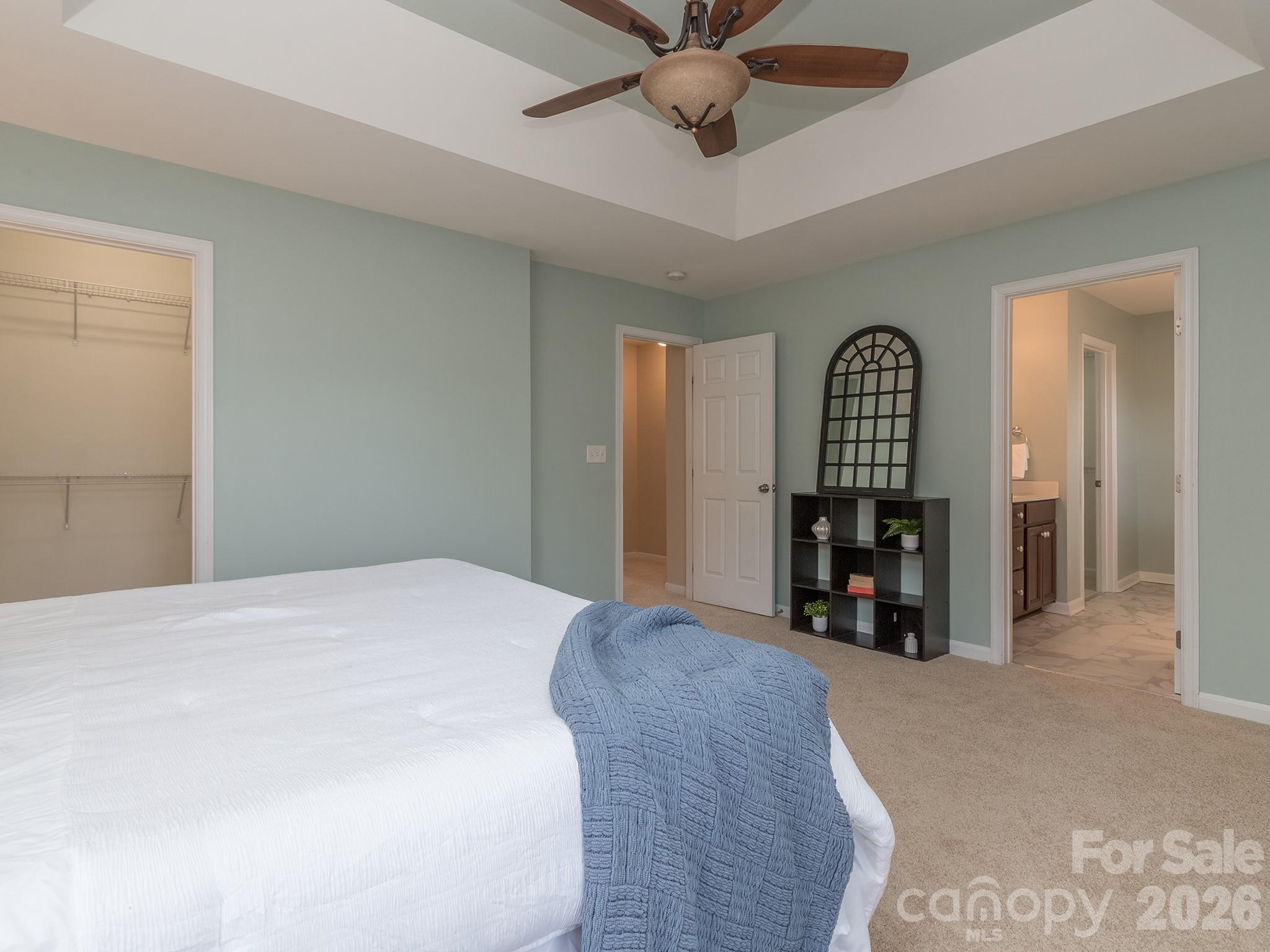 5922 Union Pacific Avenue