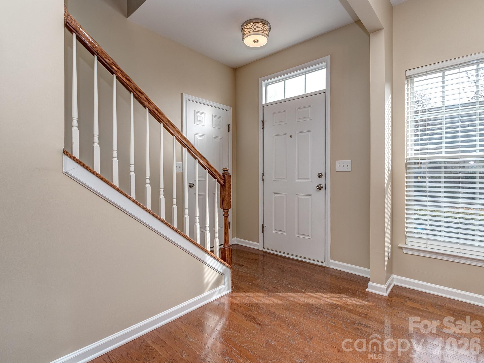 5922 Union Pacific Avenue