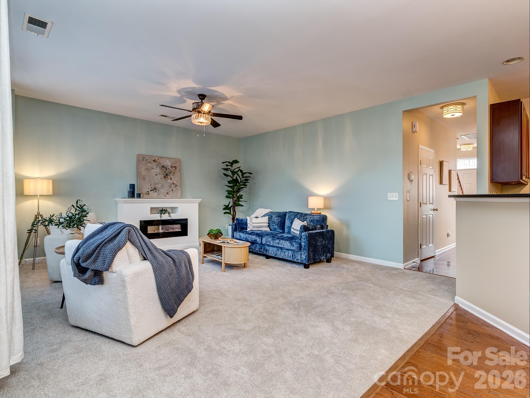 5922 Union Pacific Avenue