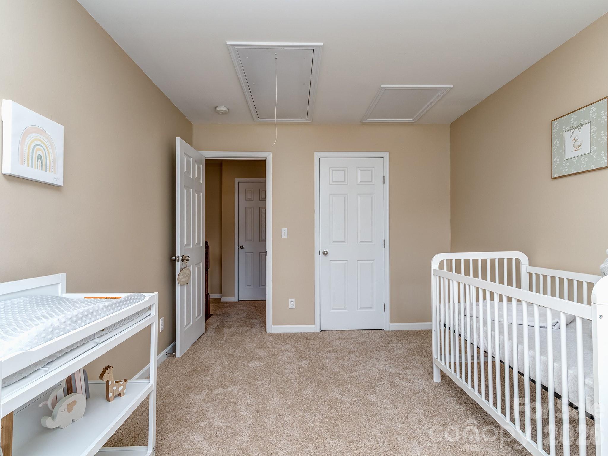 5922 Union Pacific Avenue