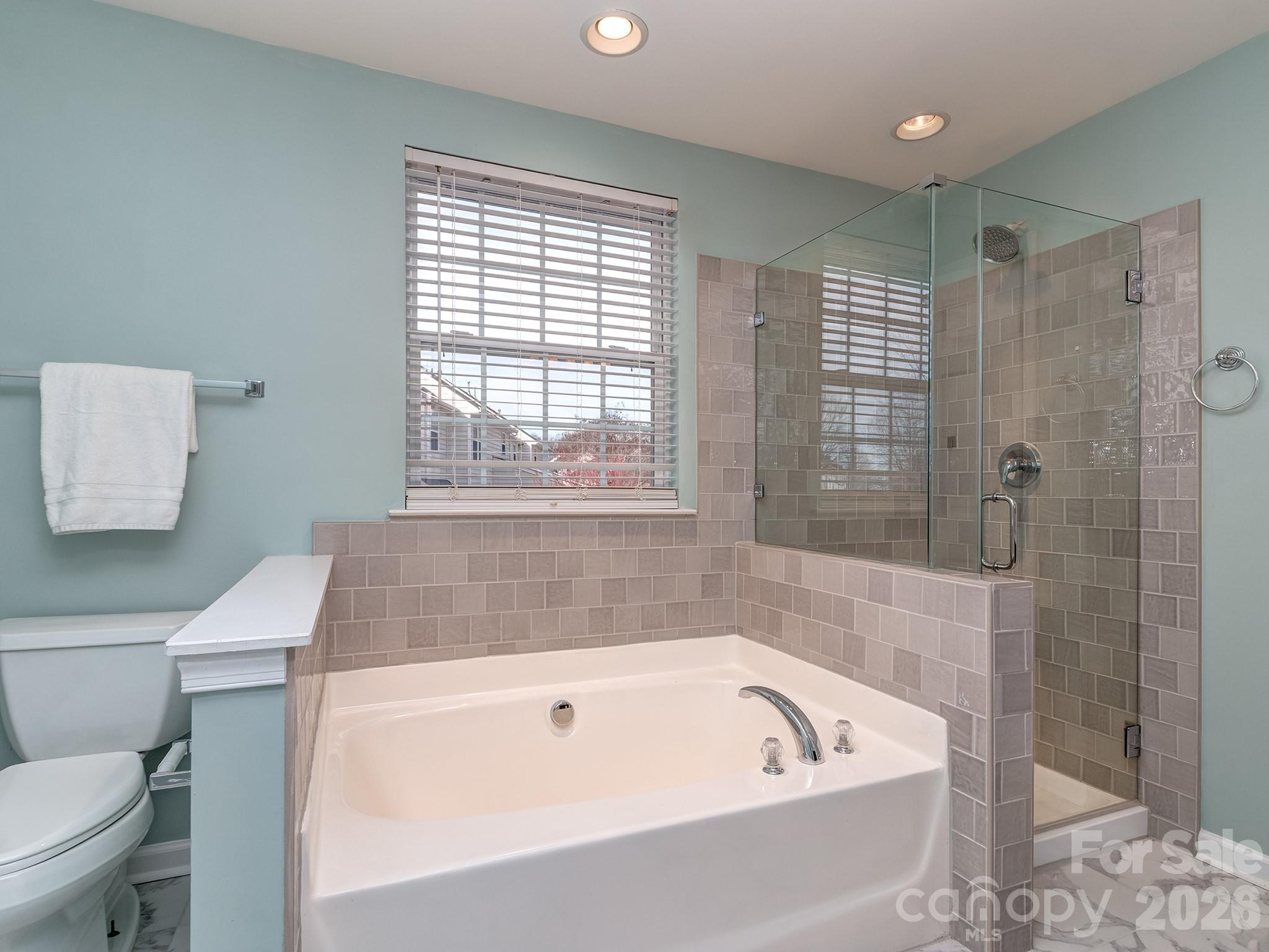 5922 Union Pacific Avenue