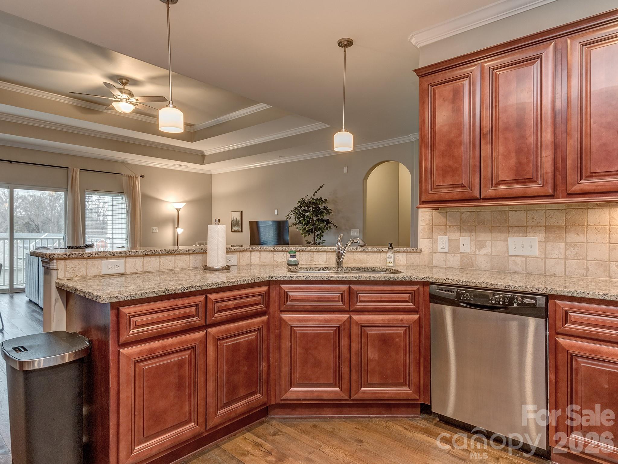 6605 Central Pacific Avenue Unit: 402