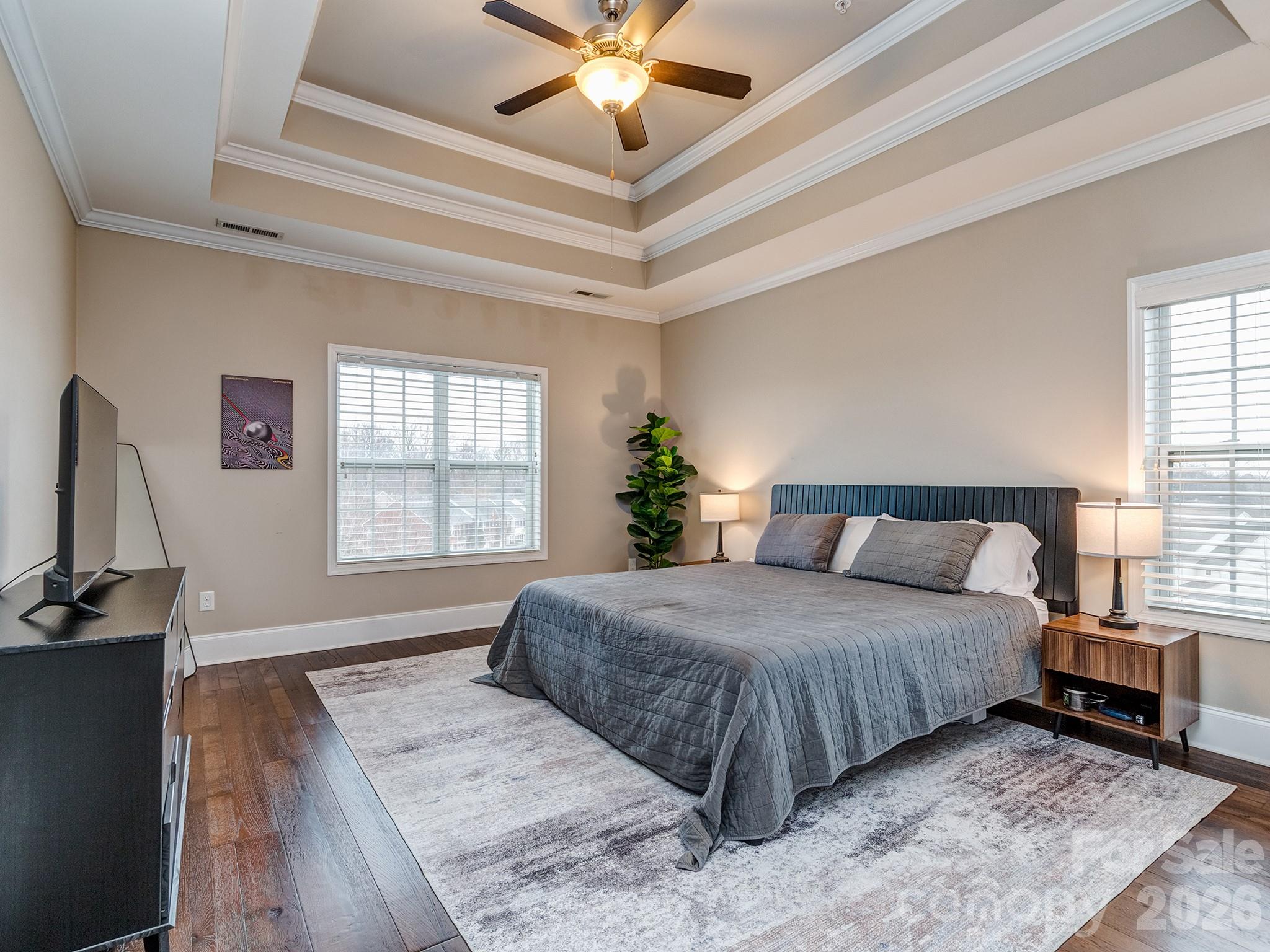 6605 Central Pacific Avenue Unit: 402