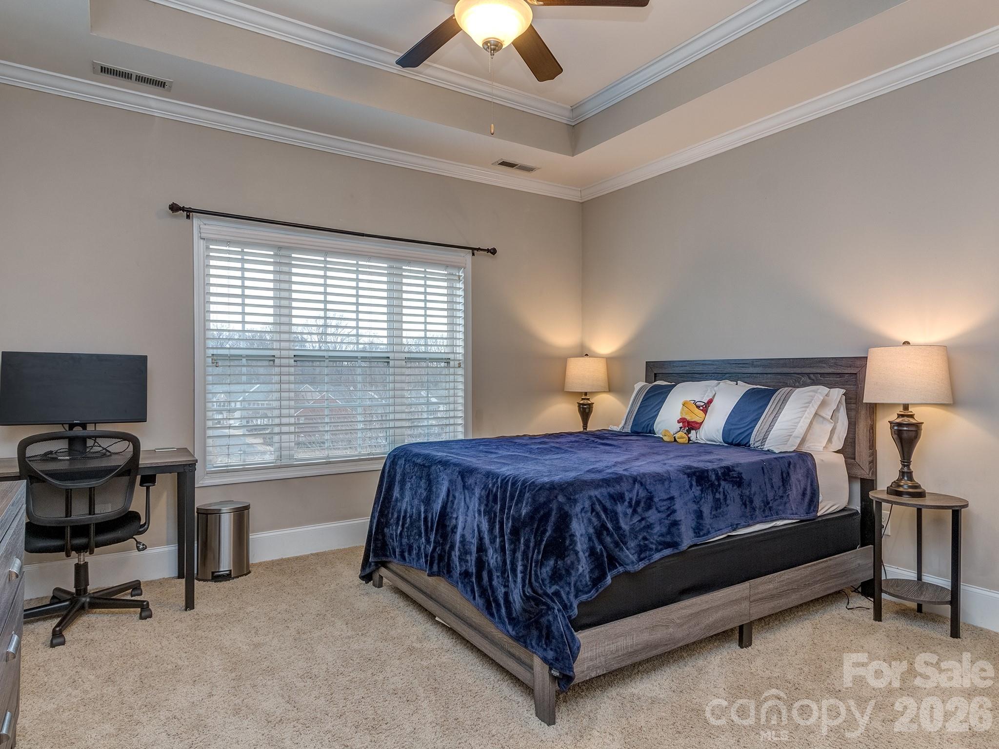 6605 Central Pacific Avenue Unit: 402