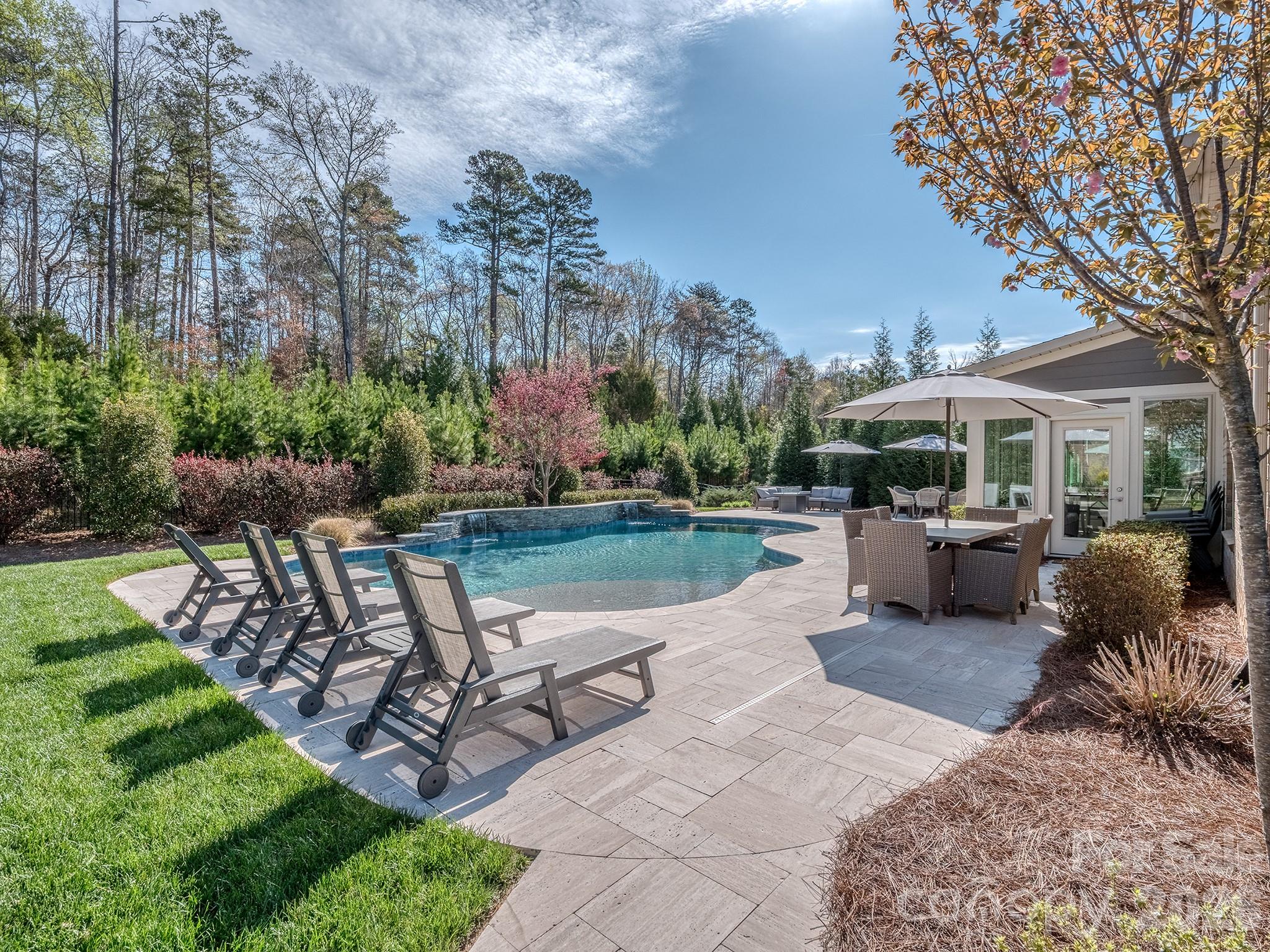300 Westlake Drive
