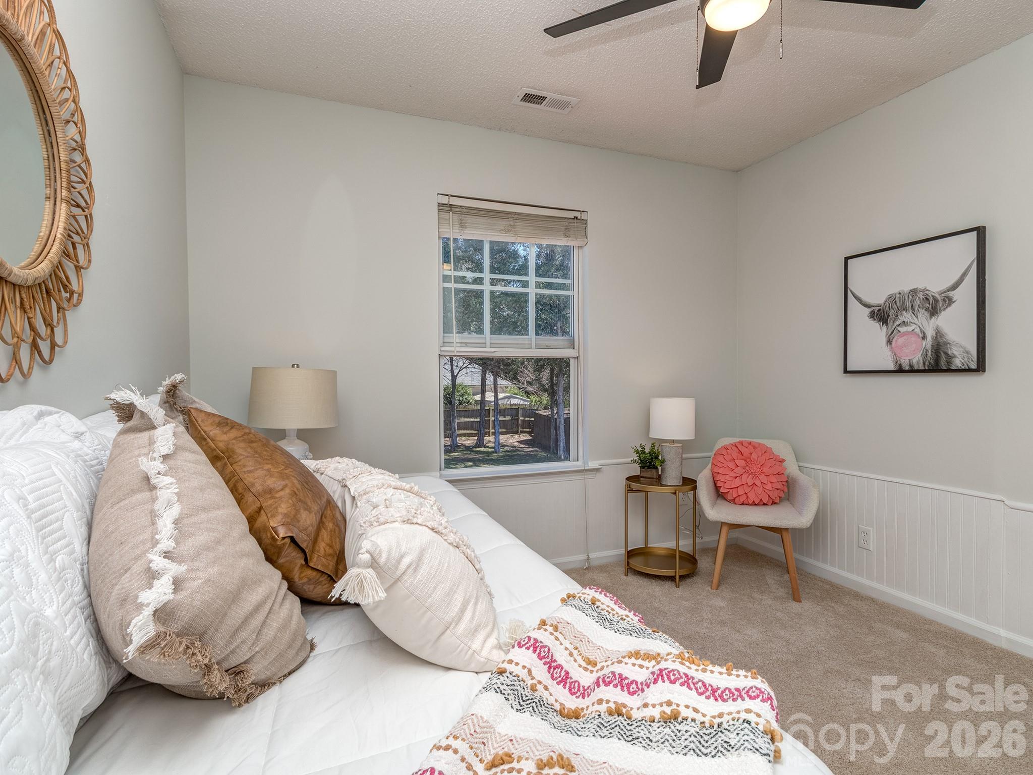 1512 Hollythorne Drive