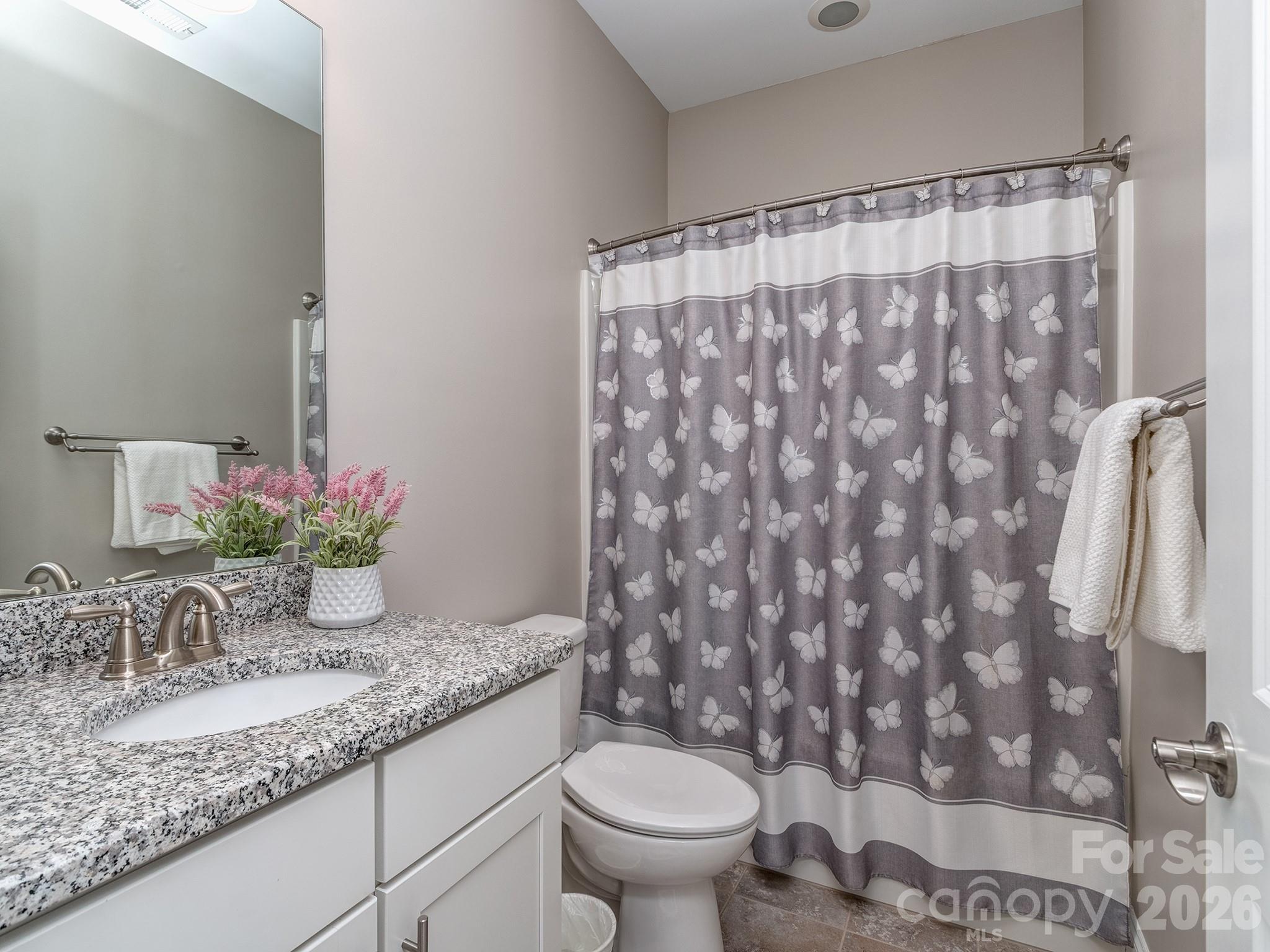 6028 Union Pacific Avenue