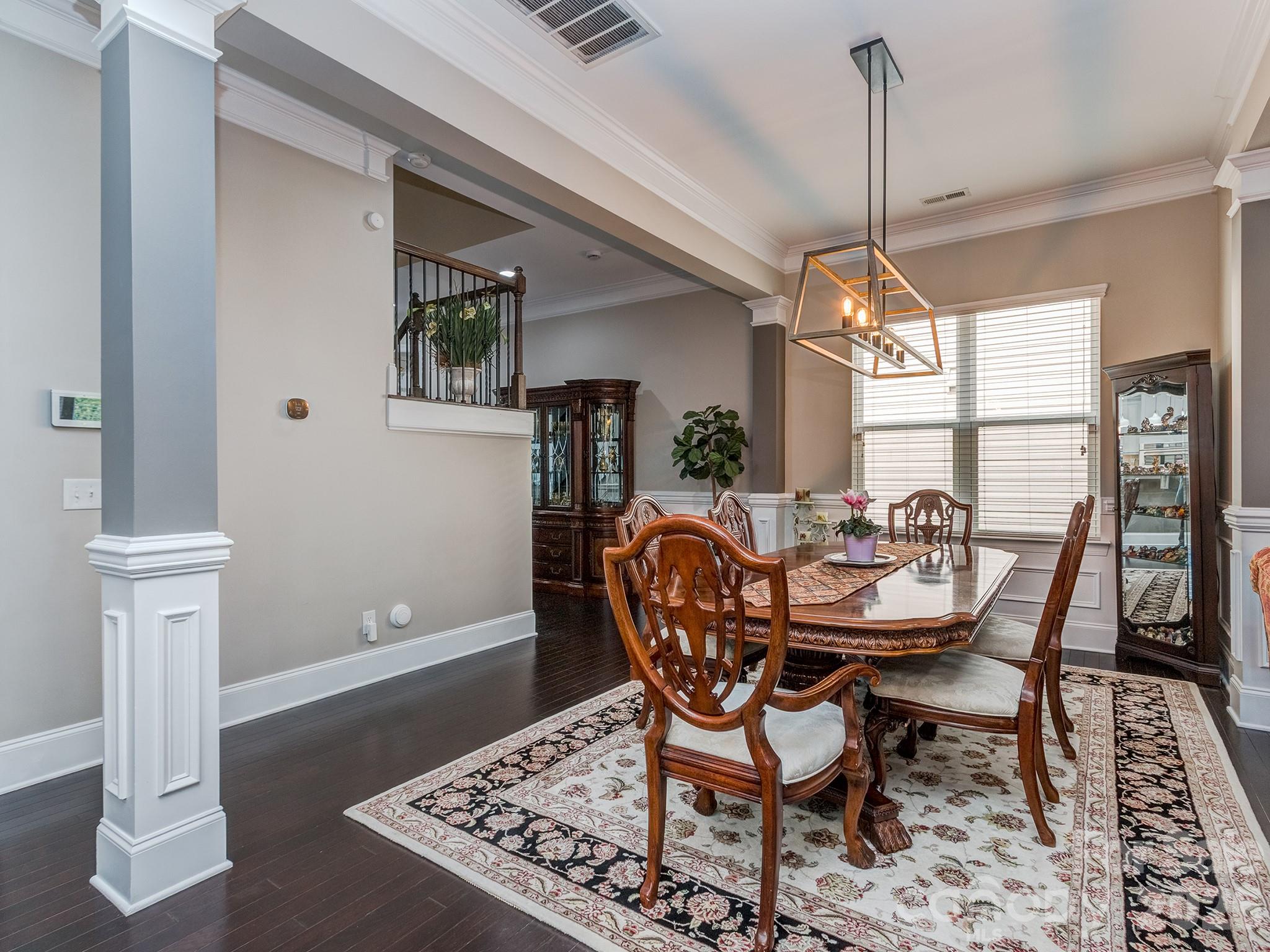 6028 Union Pacific Avenue