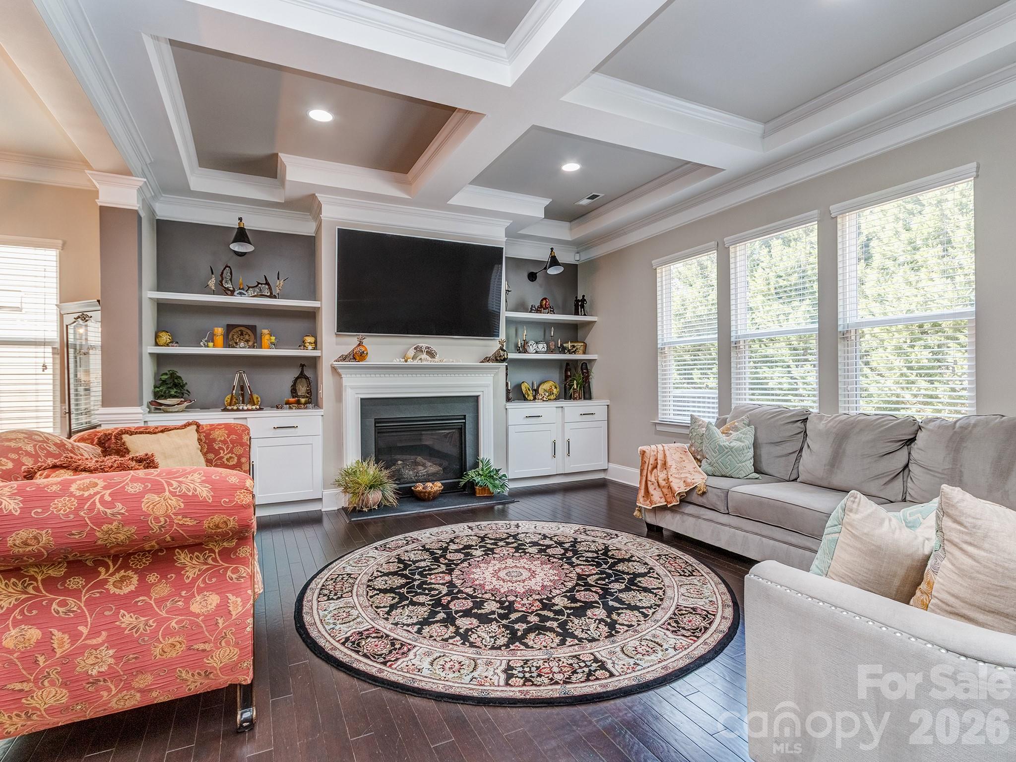 6028 Union Pacific Avenue