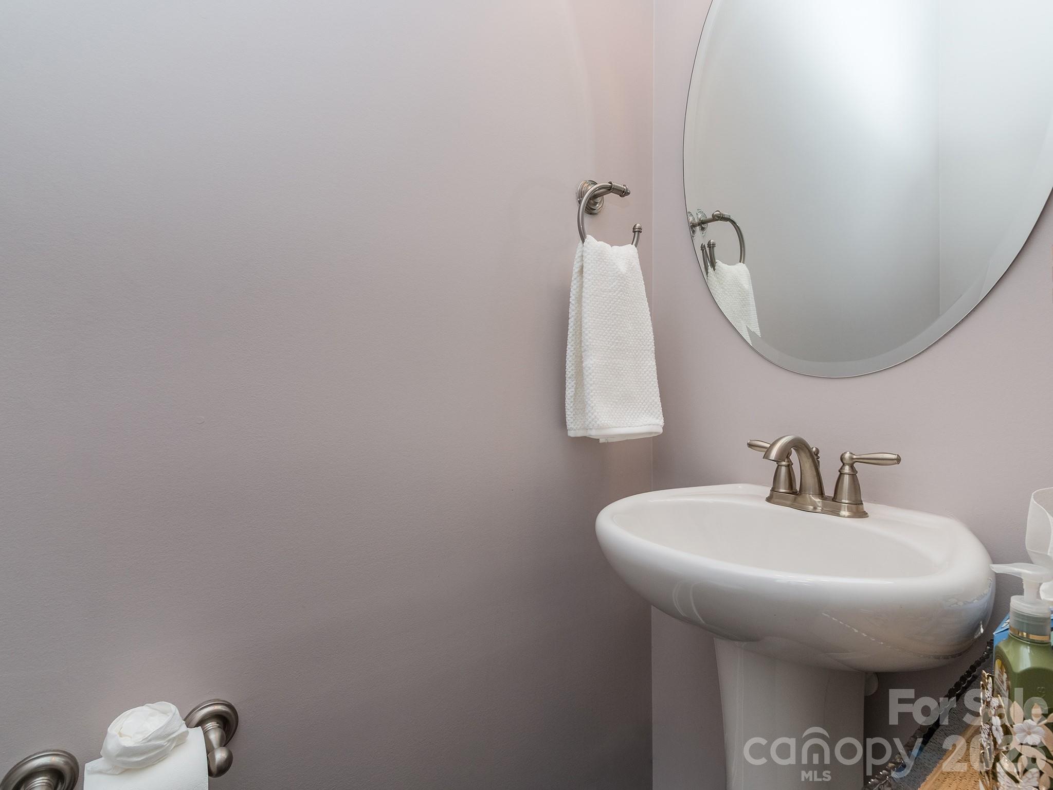 6028 Union Pacific Avenue