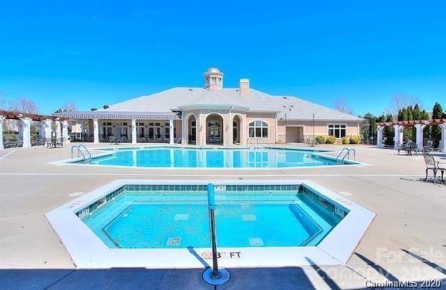 901 Platinum Drive