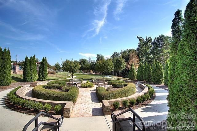 901 Platinum Drive