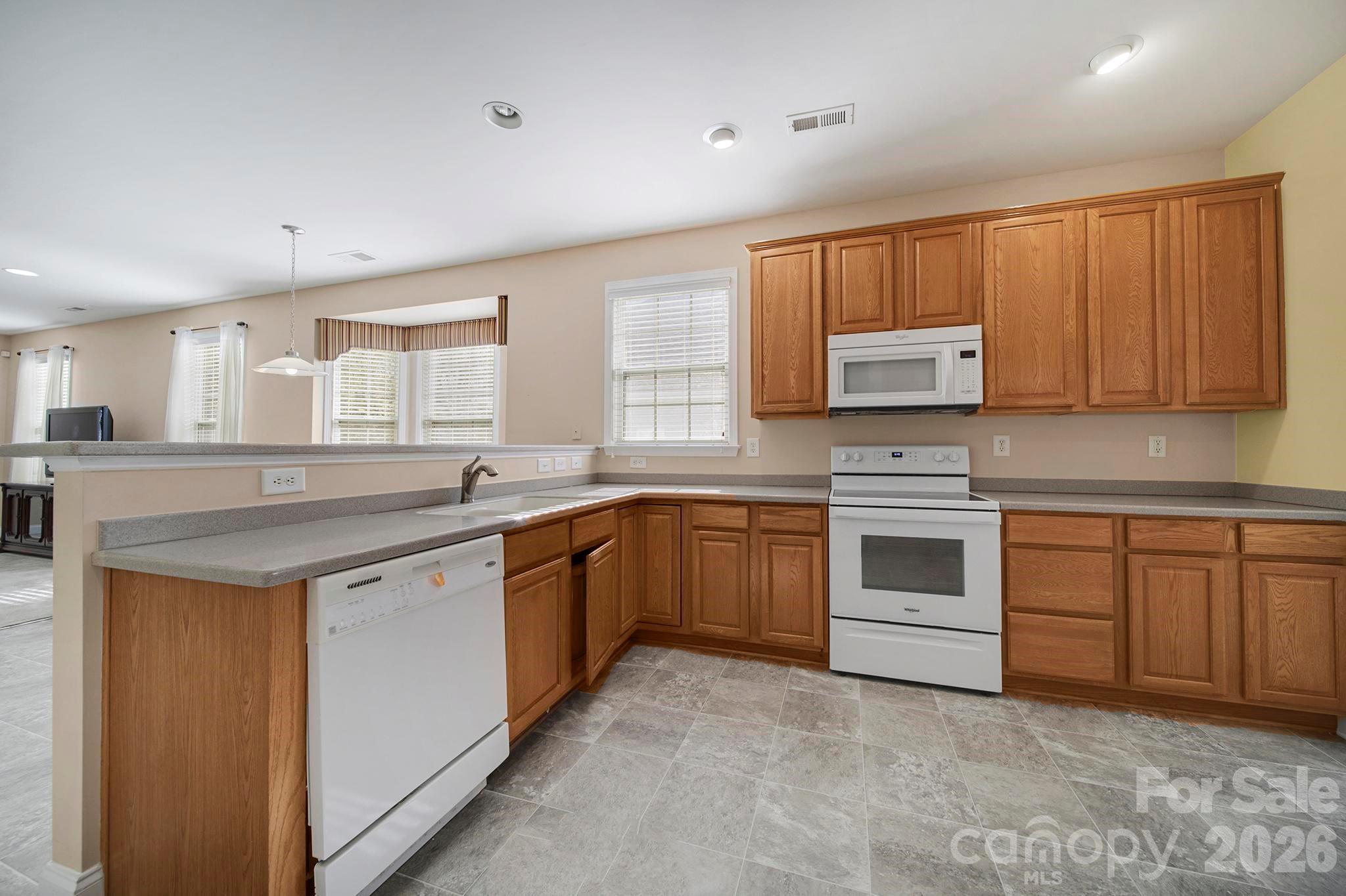 901 Platinum Drive