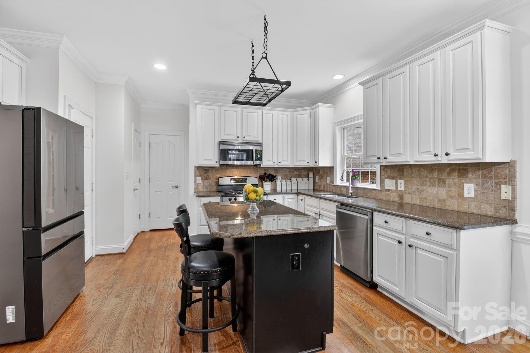 6208 Pumpernickel Lane