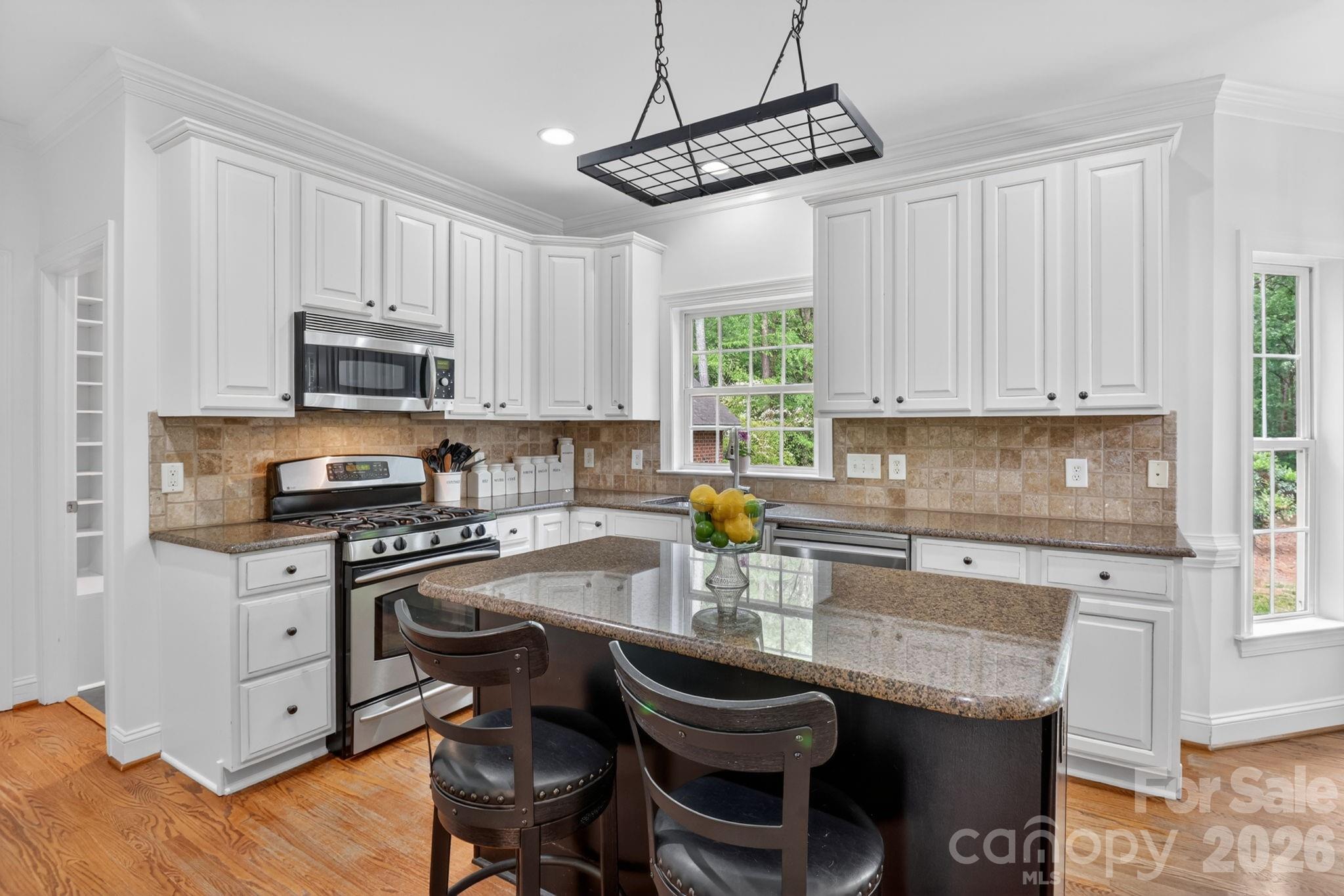 6208 Pumpernickel Lane