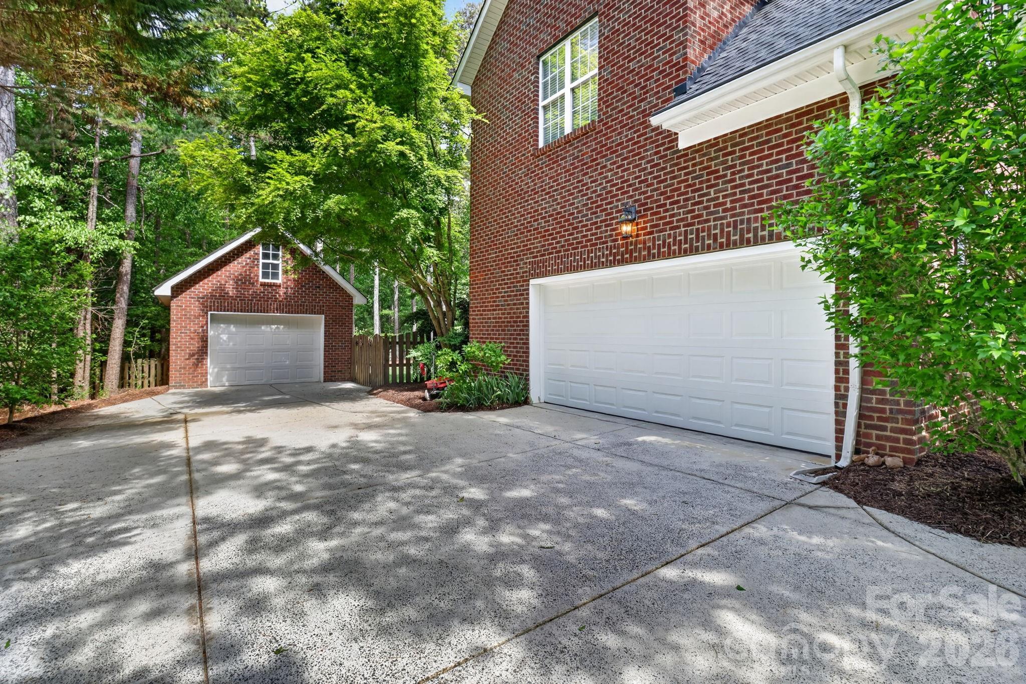 6208 Pumpernickel Lane