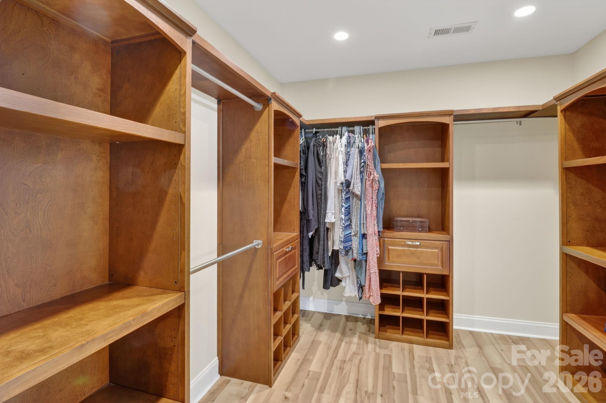 6208 Pumpernickel Lane
