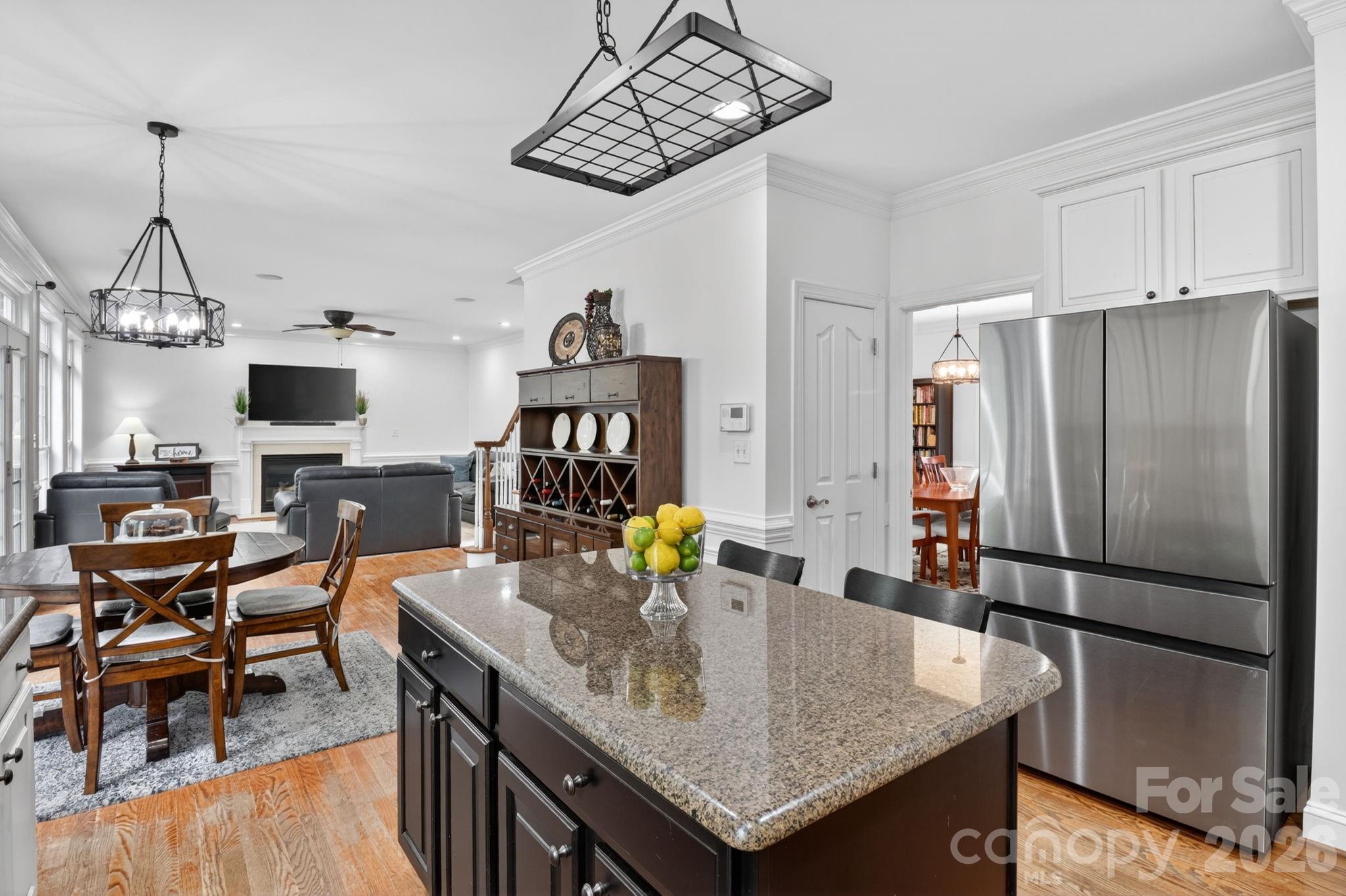 6208 Pumpernickel Lane