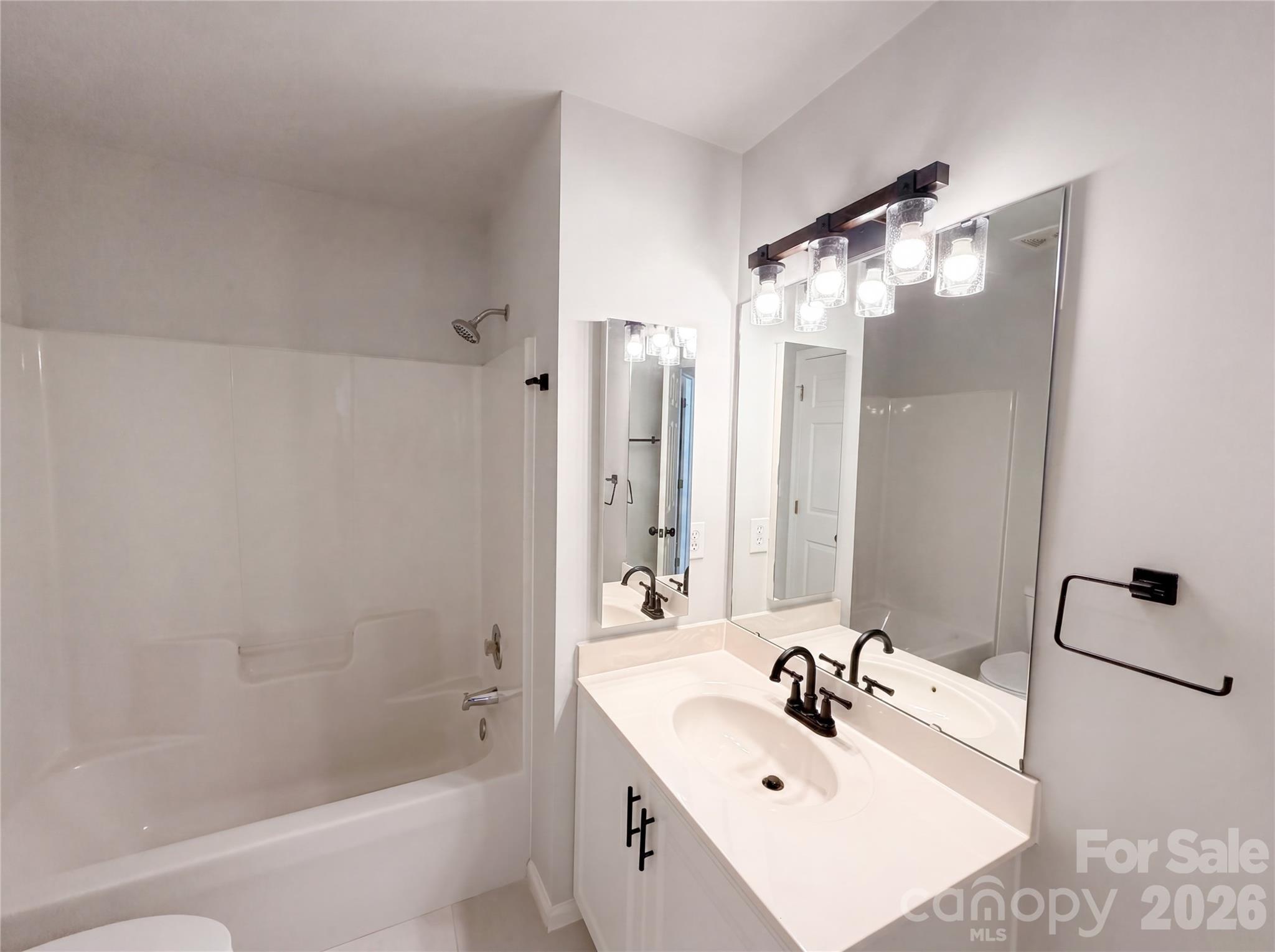 2916 Pinewood Hill Drive