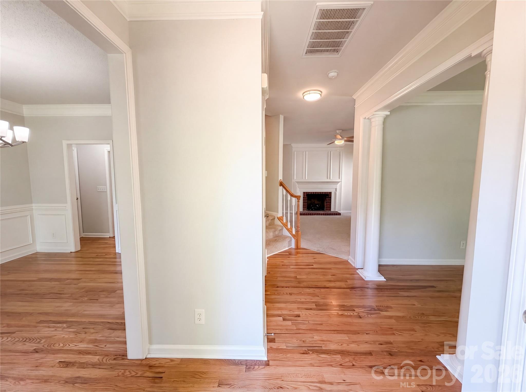2916 Pinewood Hill Drive
