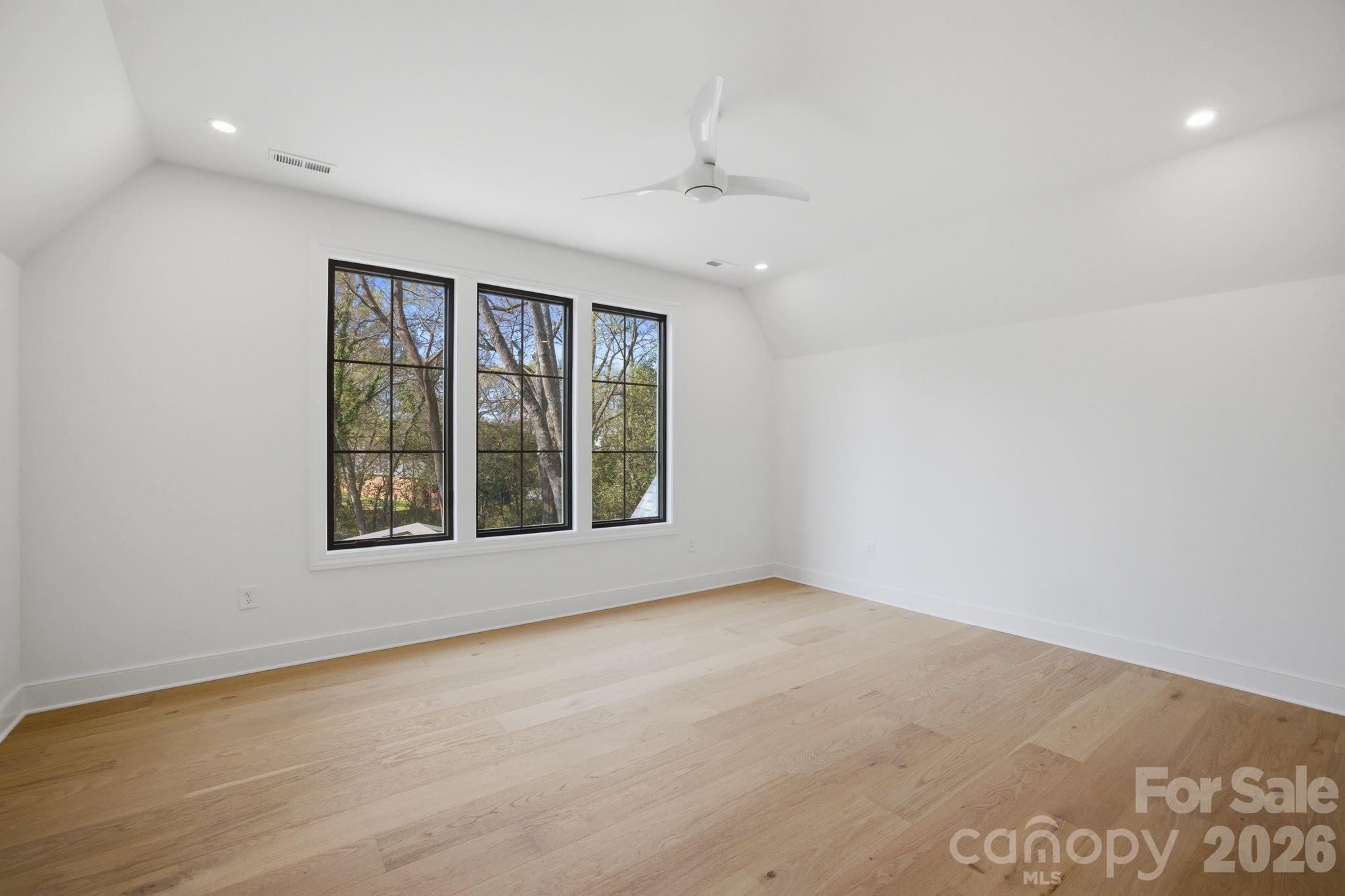 3028 Eastham Lane
