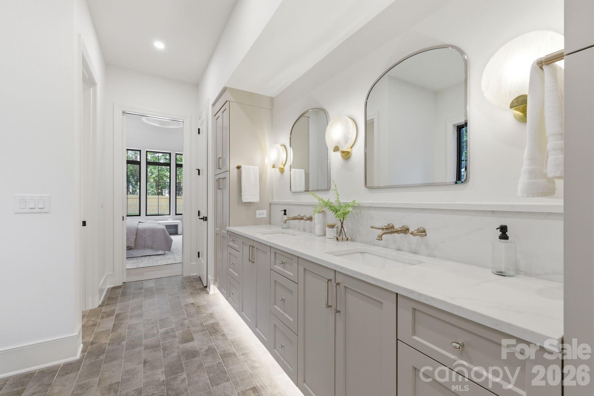 3028 Eastham Lane