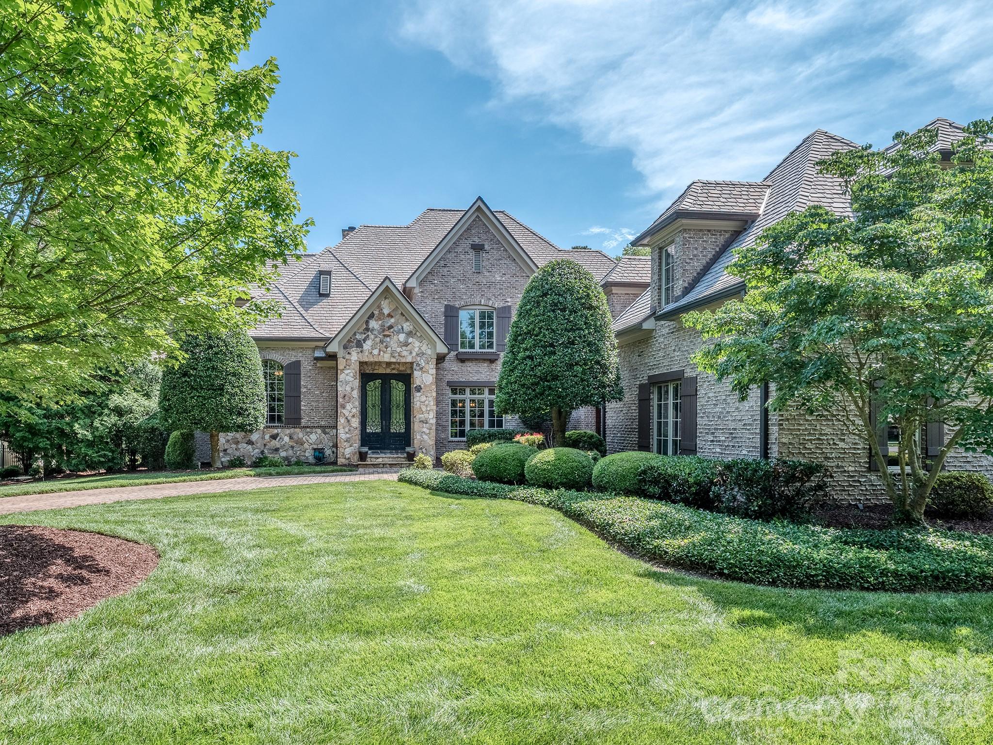 405 Eagle Bend Drive