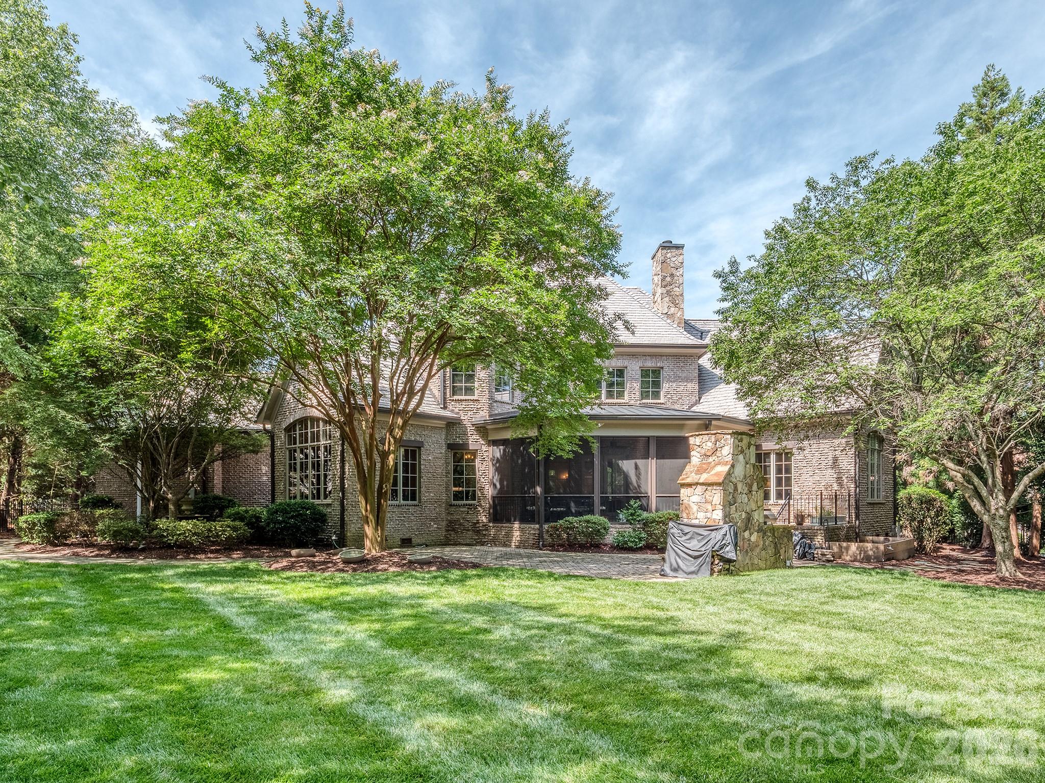 405 Eagle Bend Drive