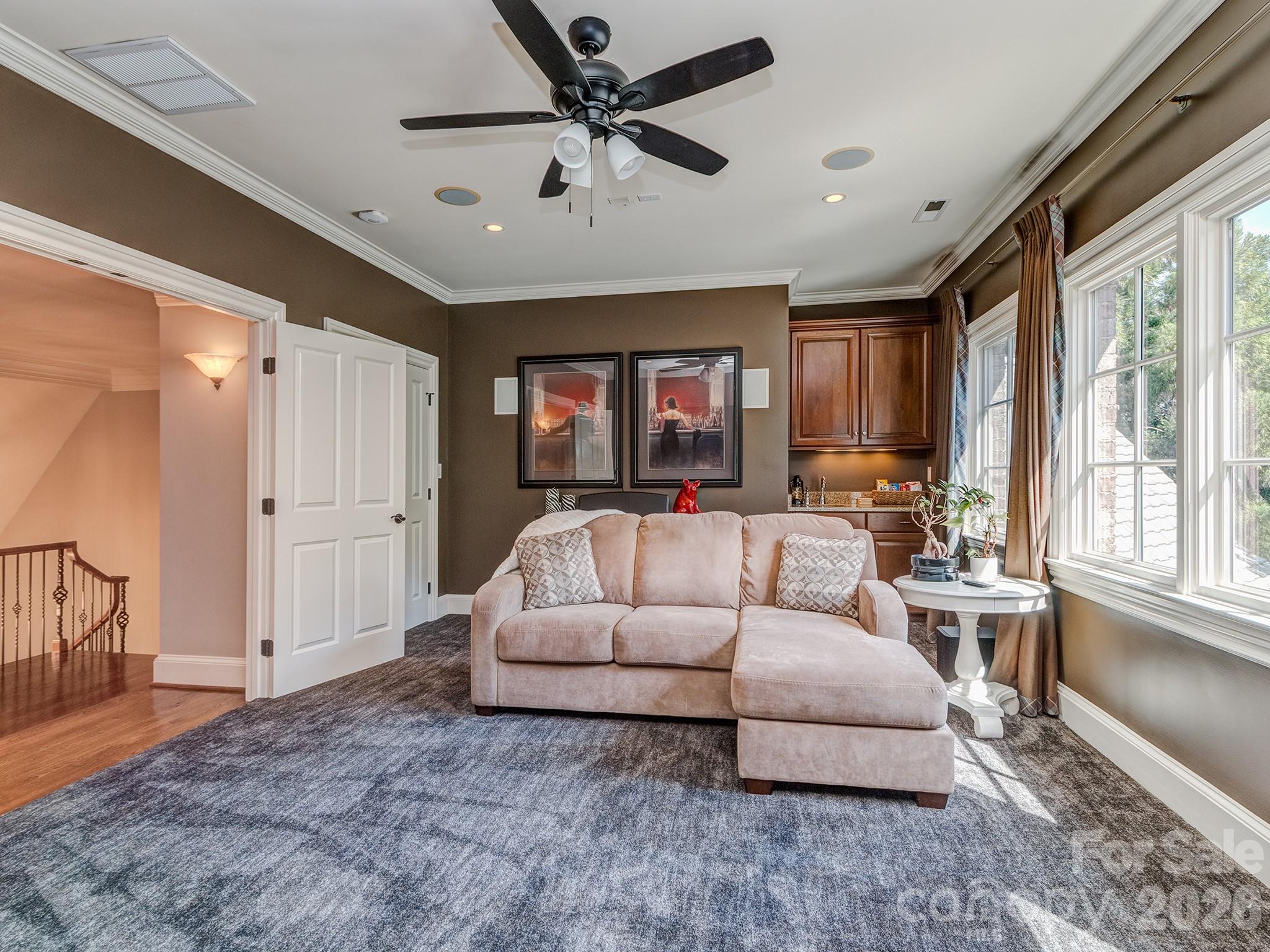 405 Eagle Bend Drive