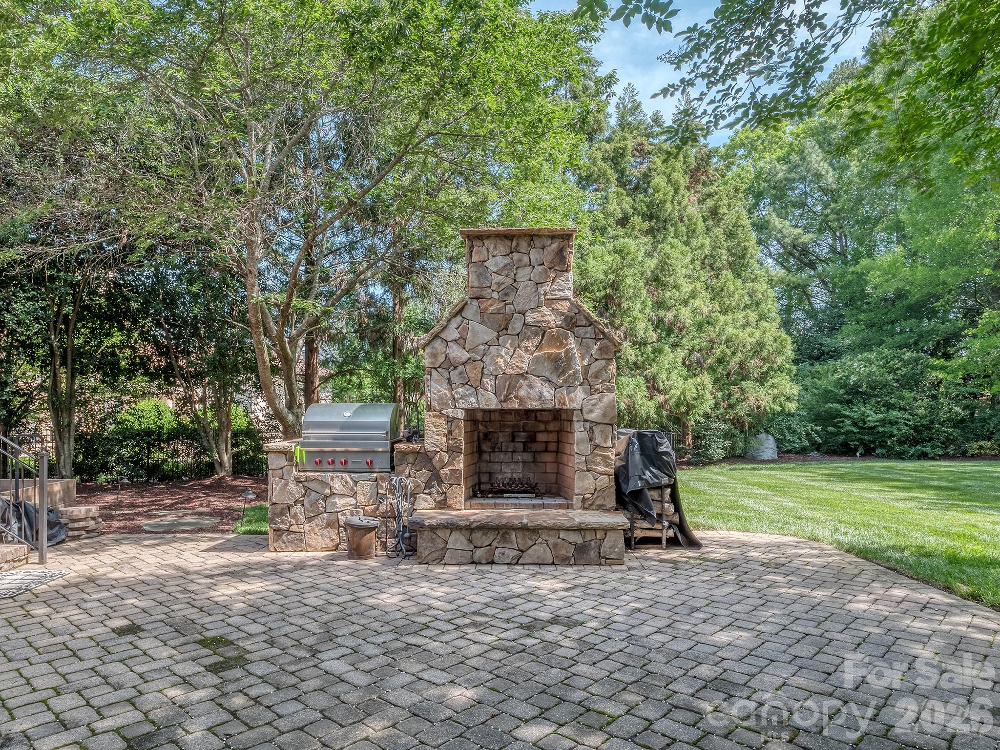 405 Eagle Bend Drive