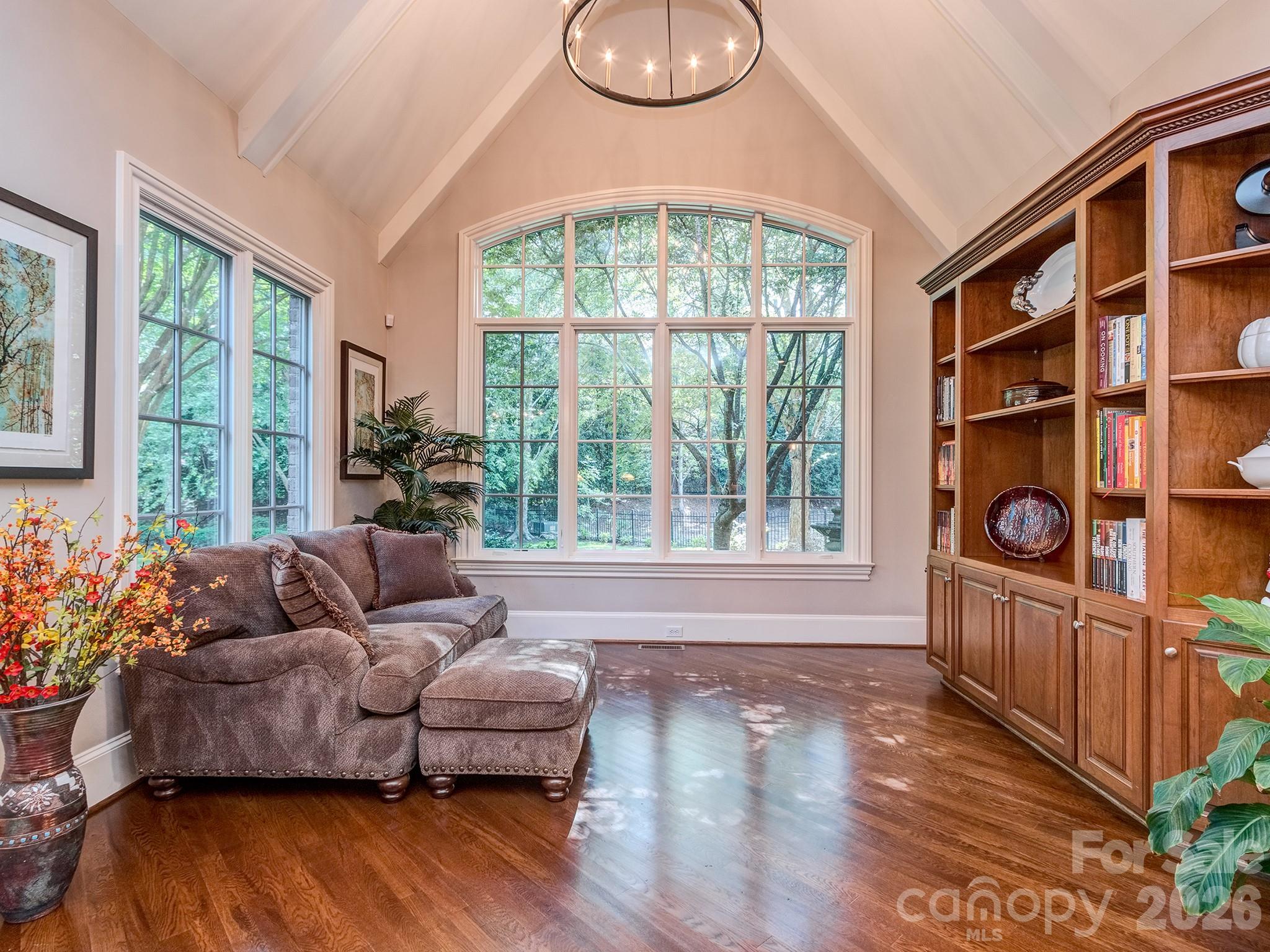 405 Eagle Bend Drive