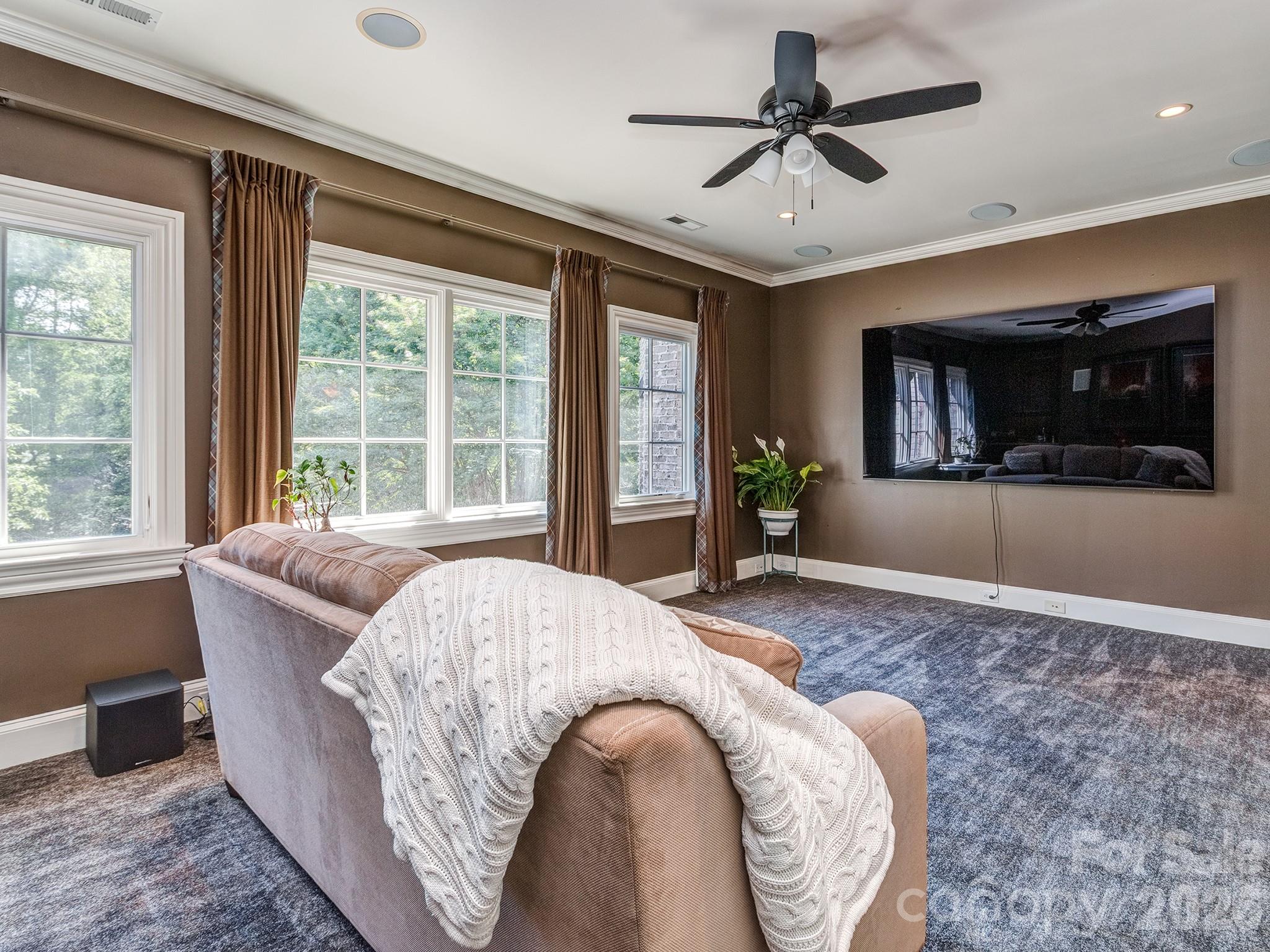 405 Eagle Bend Drive